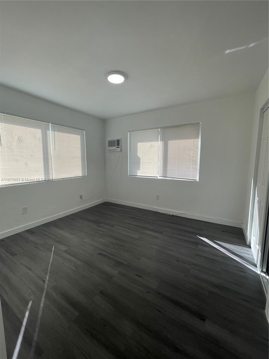 785 81st St #3, Miami Beach FL 33141