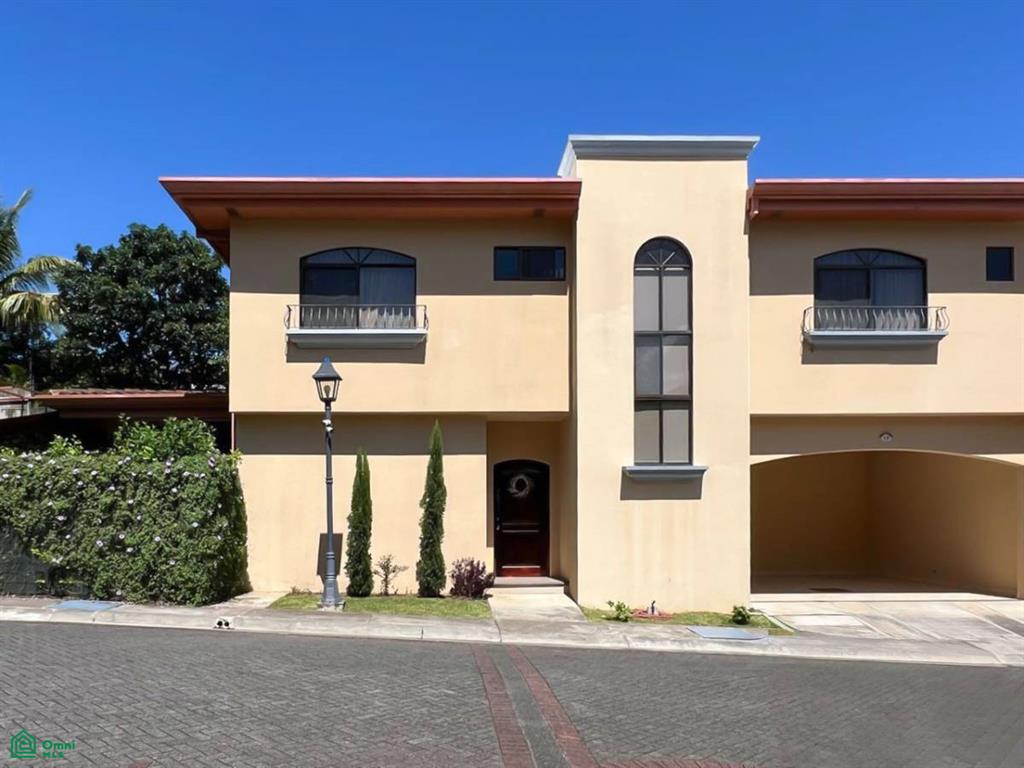 4 bed Single Family Homes For Sale in Mora, San Jose - 1