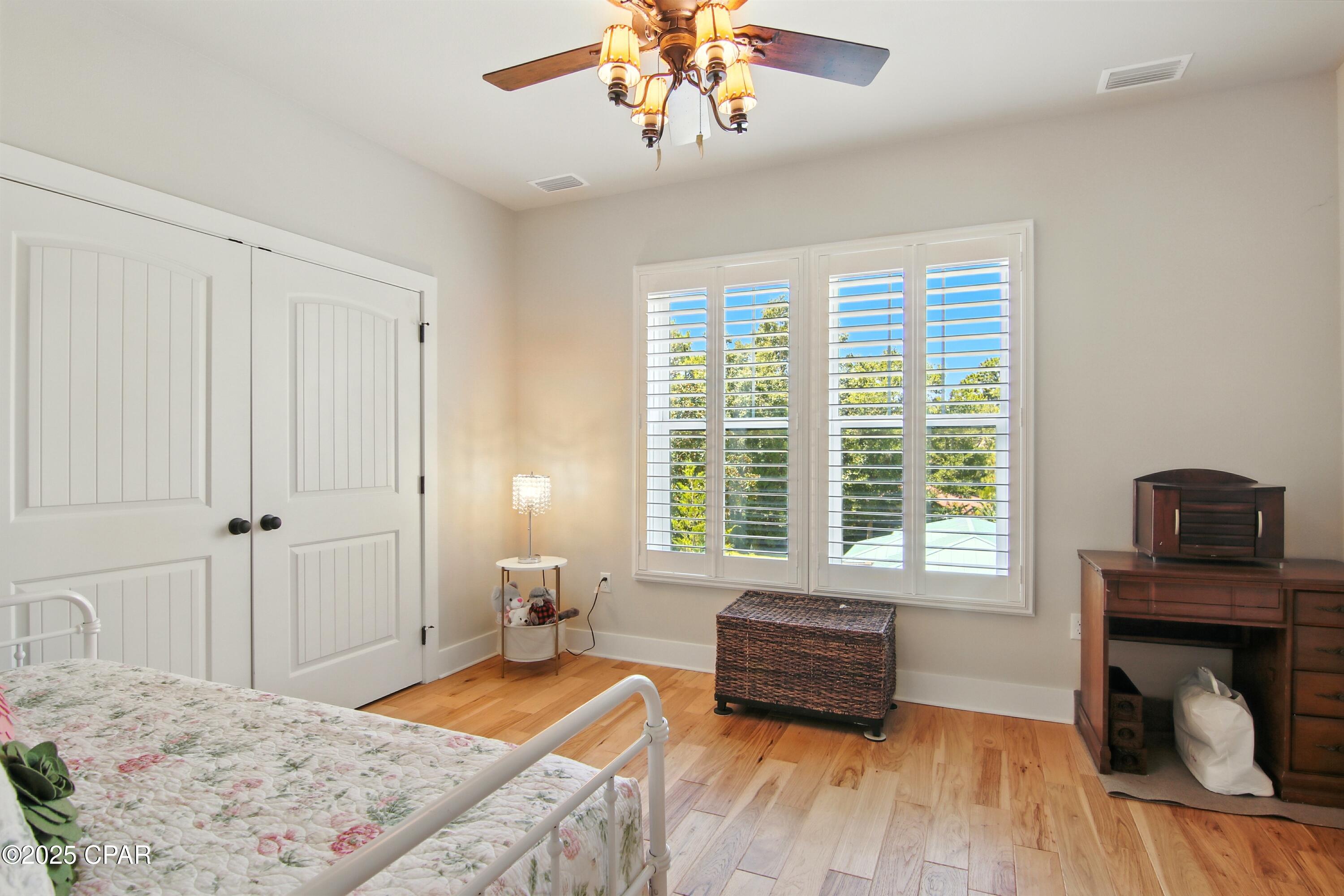 Image 30 For 400 Pitts Bayshore Drive