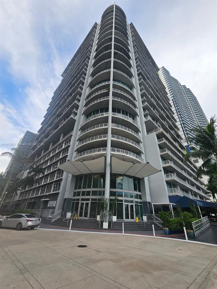 690 SW 1st Ct #2515, Miami FL 33130