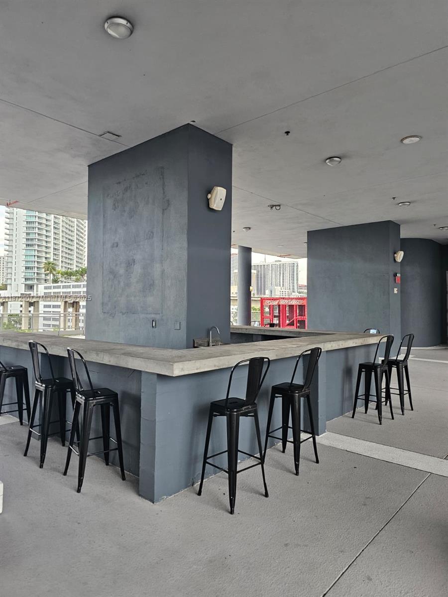 690 SW 1st Ct #2515, Miami FL 33130