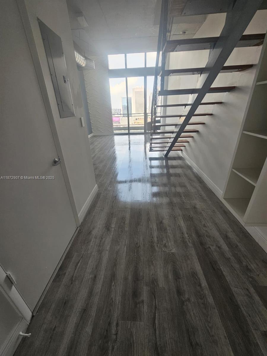 690 SW 1st Ct #2515, Miami FL 33130