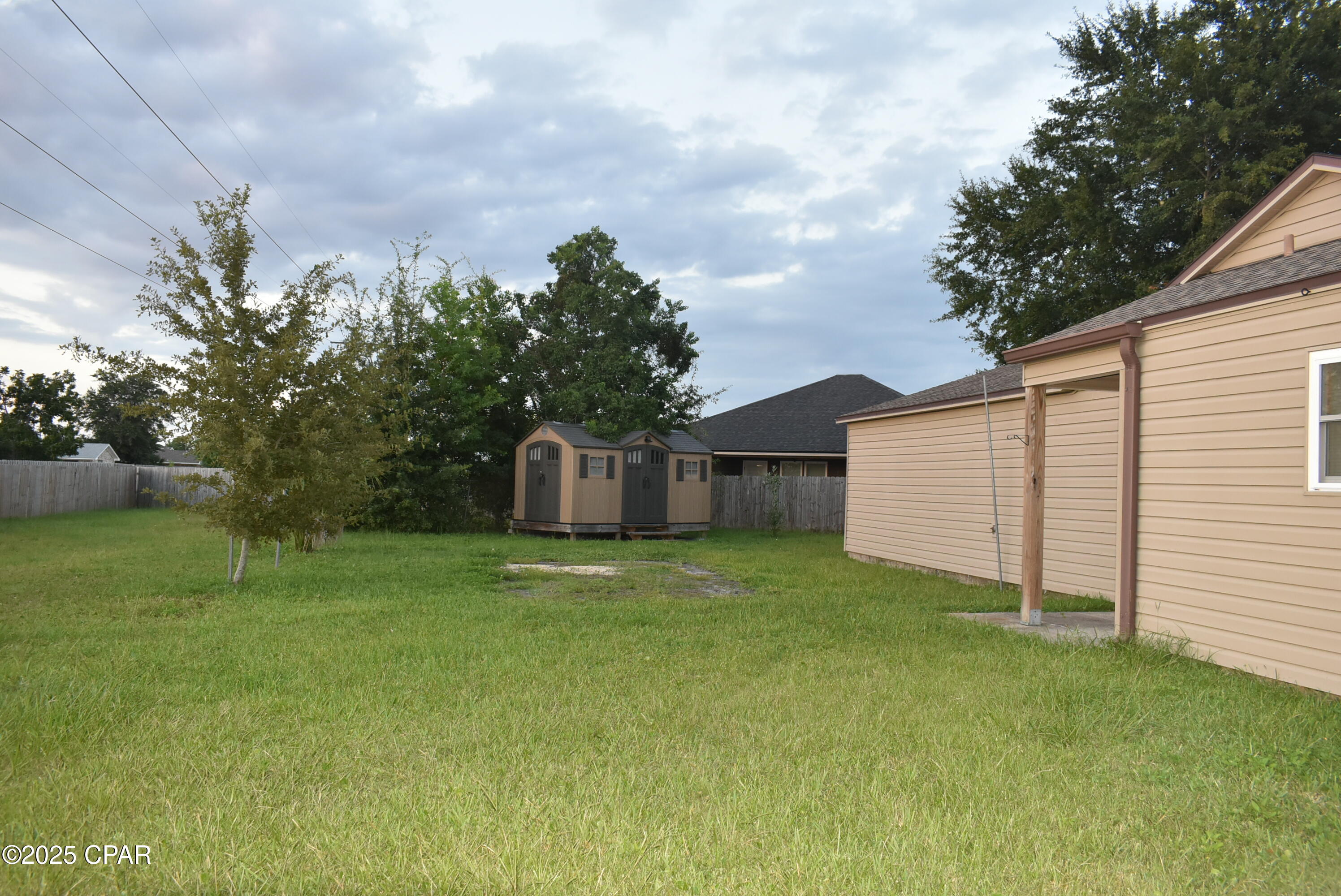 Image 2 For 4043 Woodville Lane