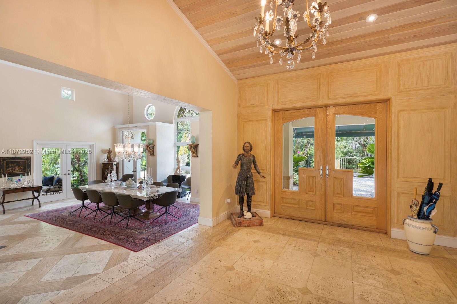 10100 Lakeside Dr, Coral Gables FL 33156