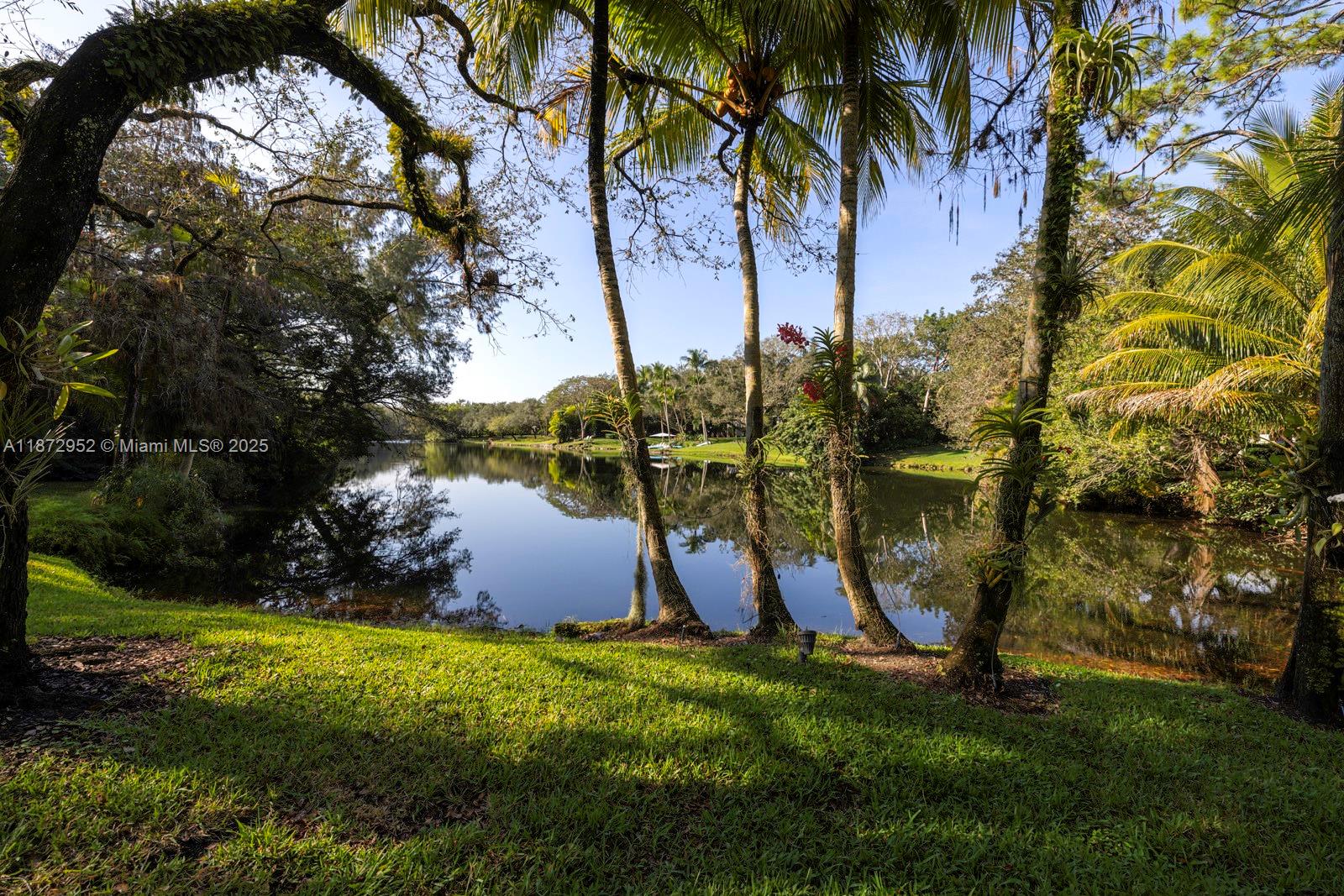 10100 Lakeside Dr, Coral Gables FL 33156