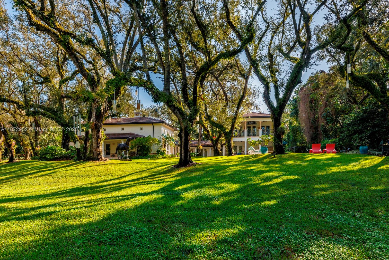 10100 Lakeside Dr, Coral Gables FL 33156