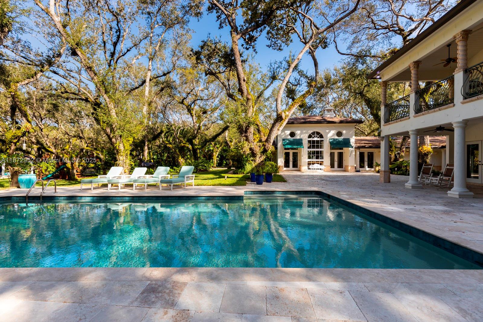10100 Lakeside Dr, Coral Gables FL 33156