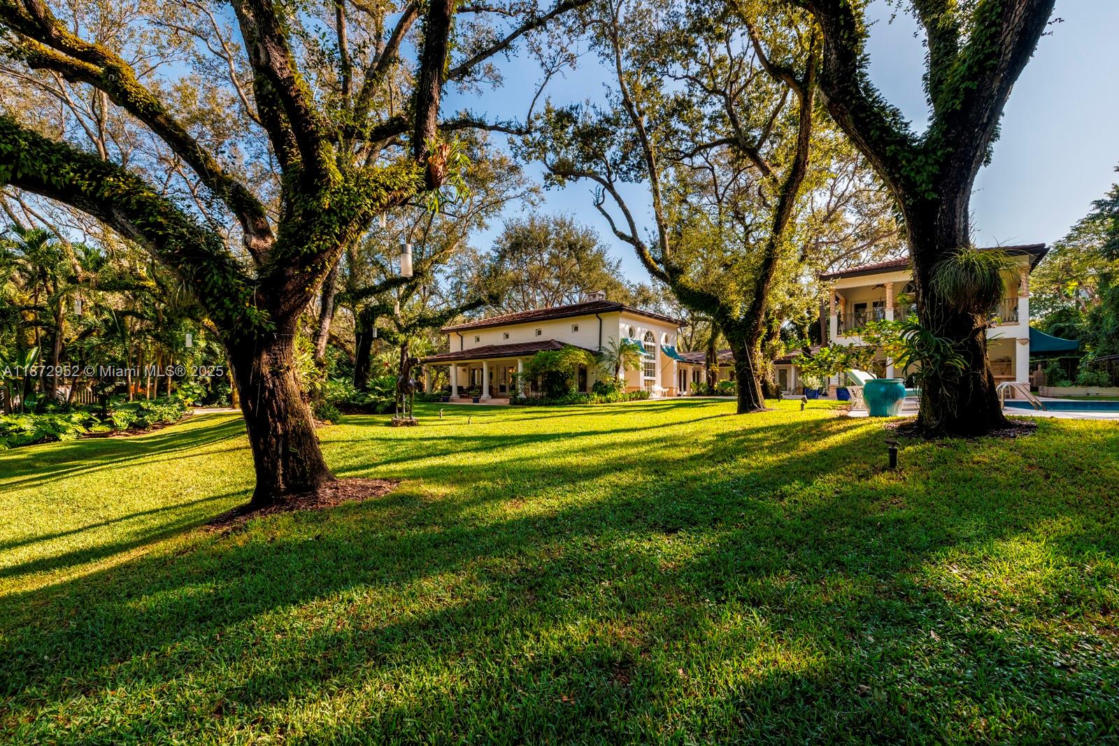 10100 Lakeside Dr, Coral Gables FL 33156