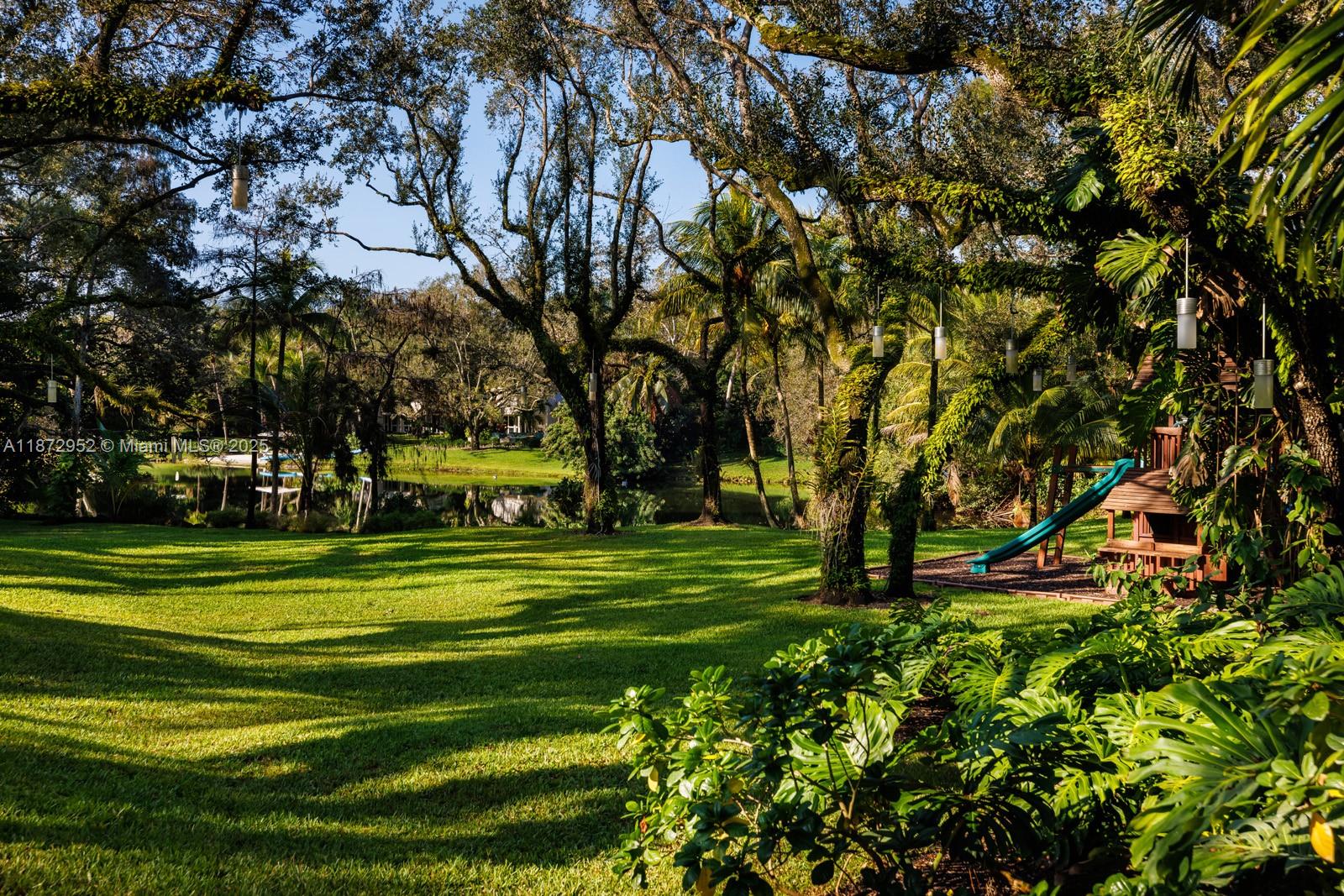 10100 Lakeside Dr, Coral Gables FL 33156