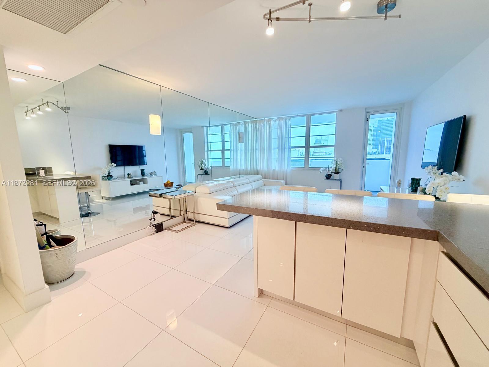 The Decoplage Condo
