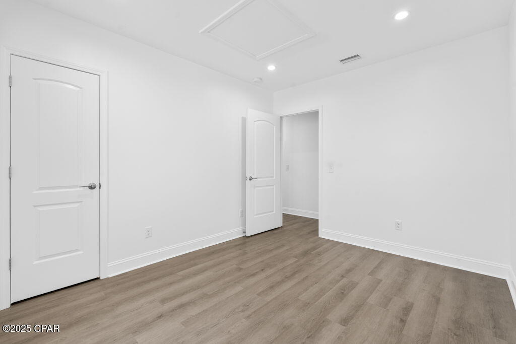 Image 14 For 718 Joan Lane