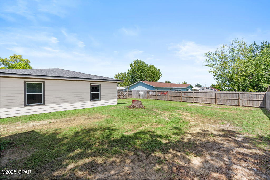 Image 25 For 718 Joan Lane