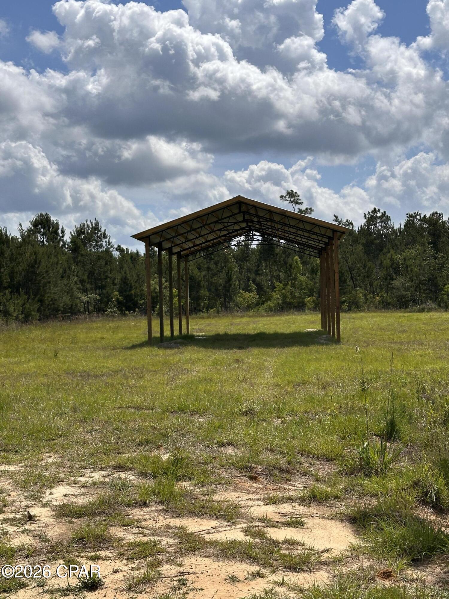 3rd image of 252 Jarrot Daniels Rd, Wewahitchka, FL 32465 | MLS# 778811