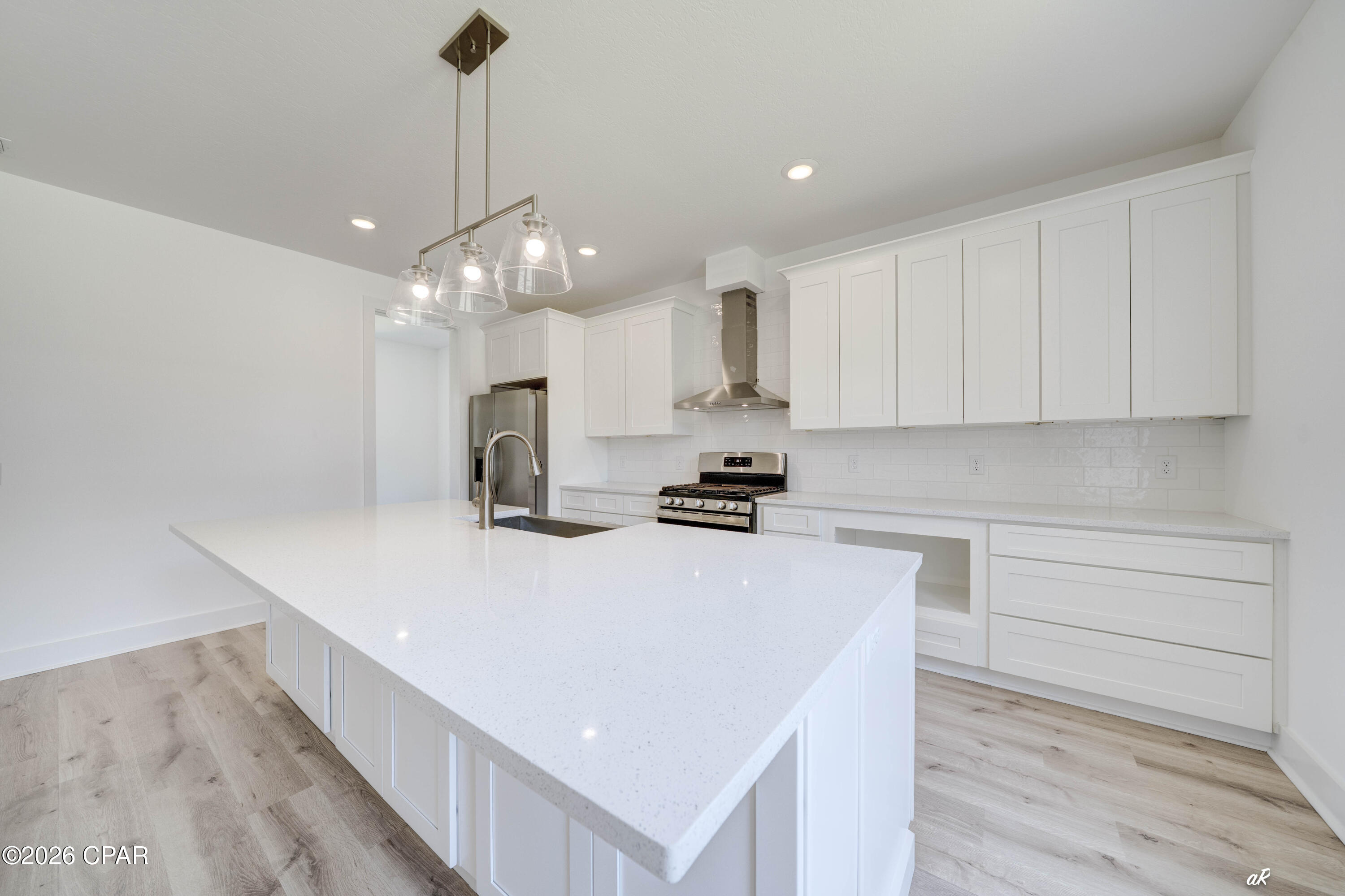 7213 N Lagoon Drive, Panama City, FL 32408 thumbnail, photo 12 of 46