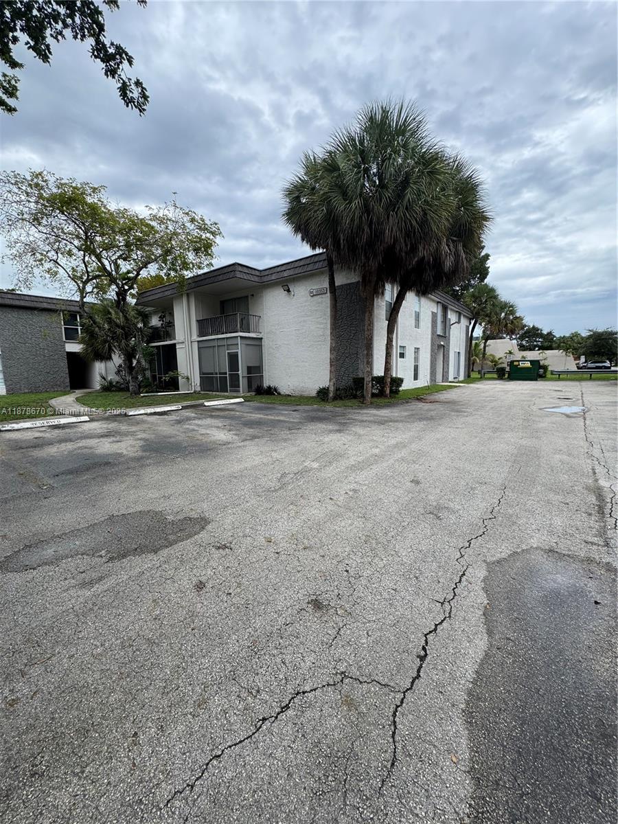 Kendall Acres Condo Bldg