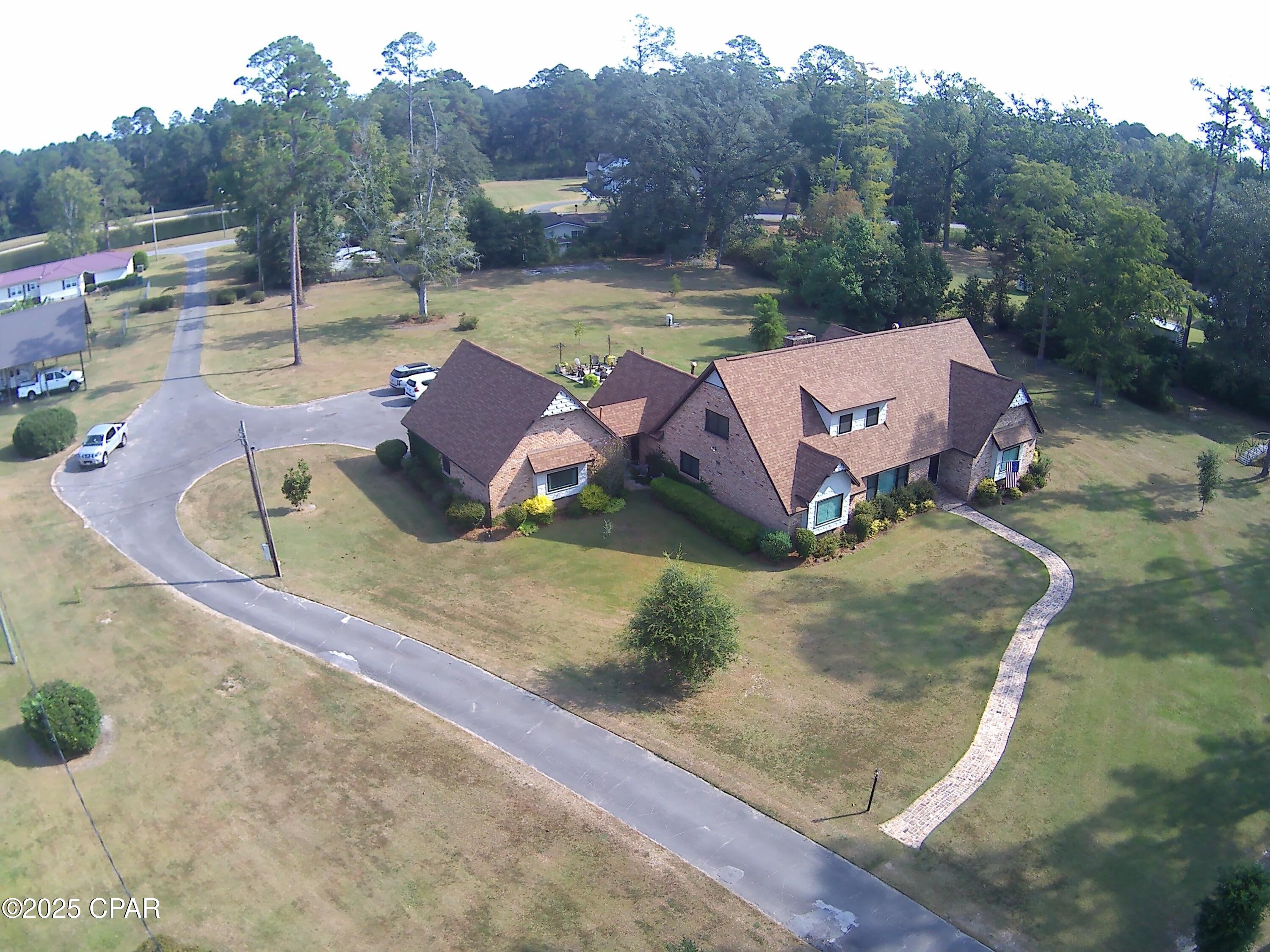 2nd image of 1154 10th Ave, Graceville, FL 32440 | MLS# 779181