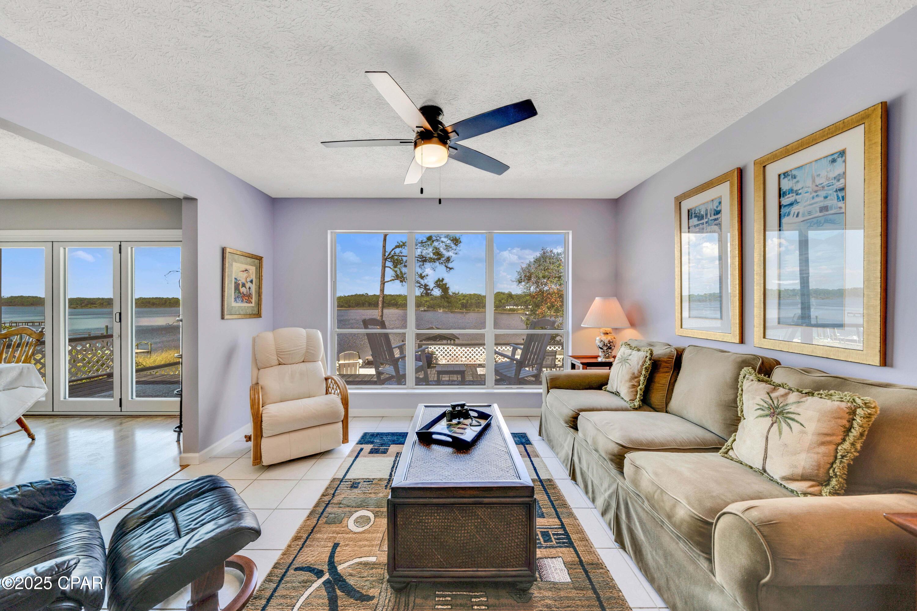 Image 10 For 21926 Lakeview Drive