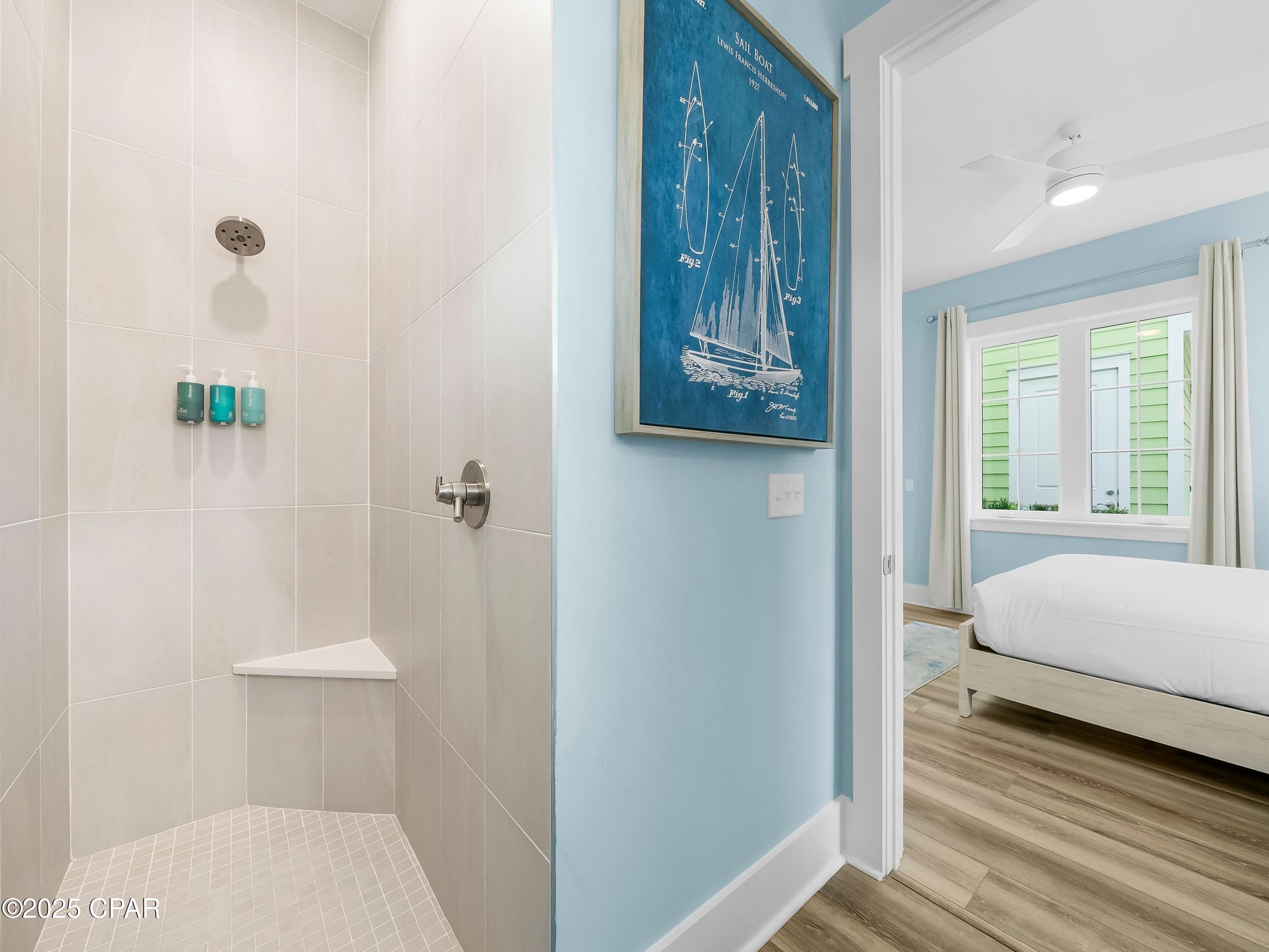 Image 11 For 13650 Front Beach Road