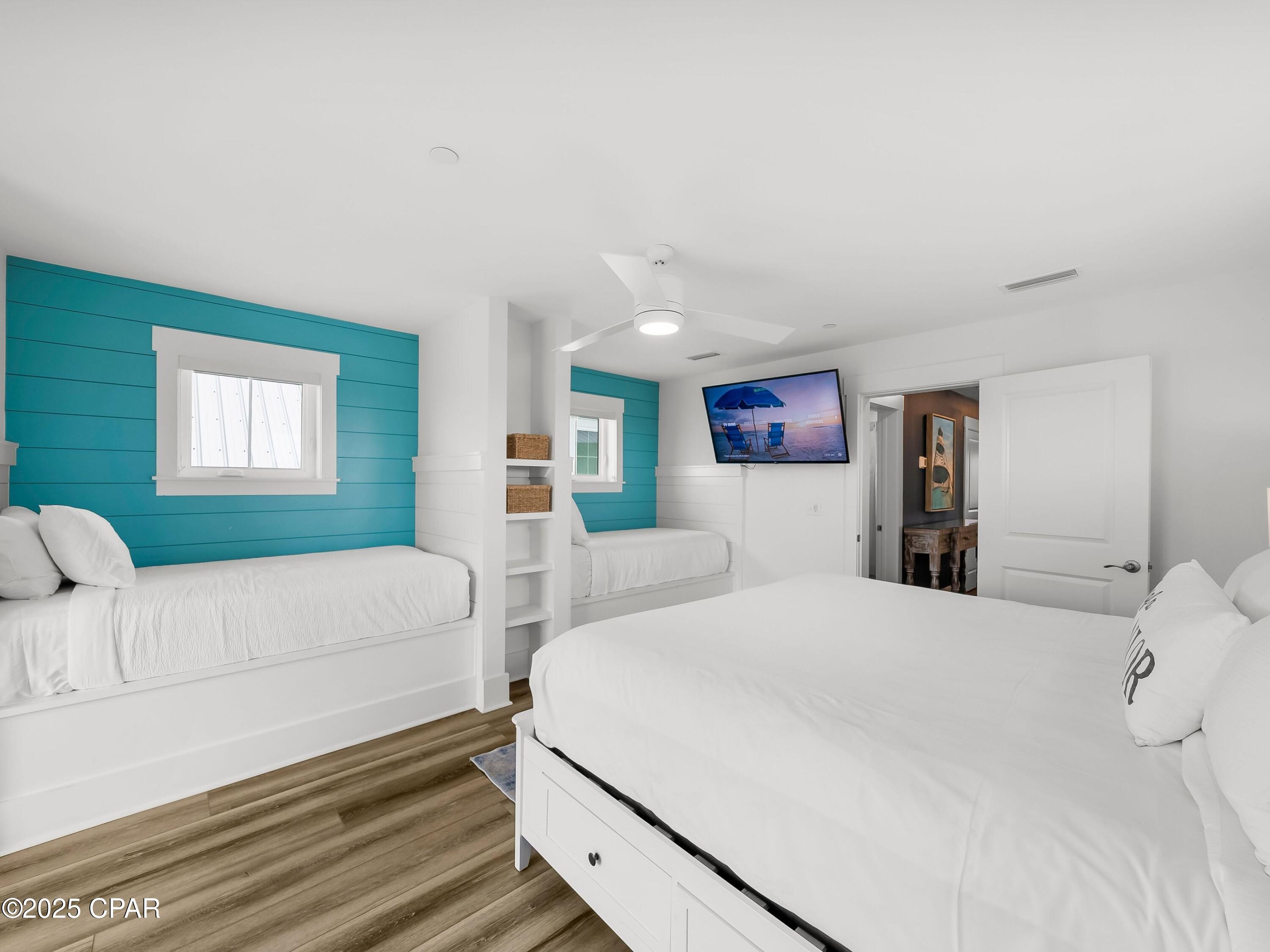 Image 46 For 13650 Front Beach Road