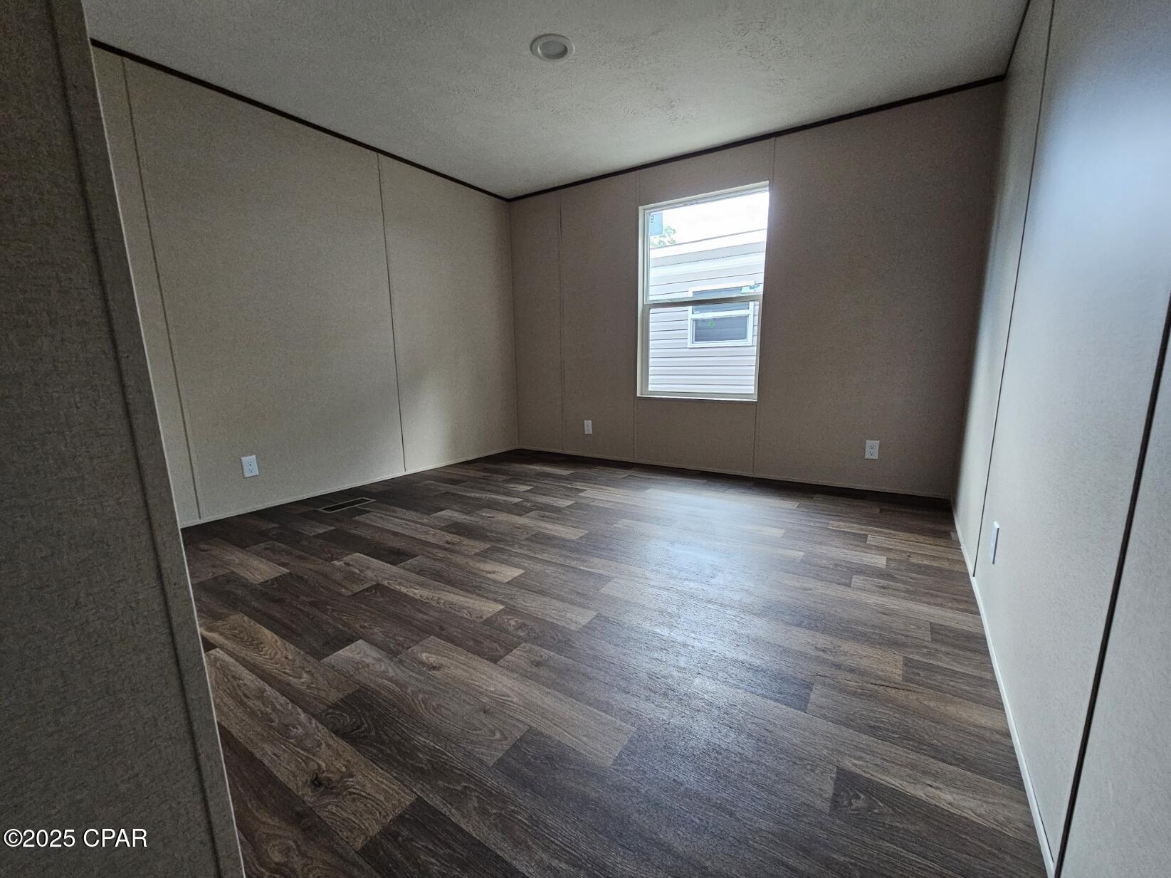 Image 22 For 1065 Highlands Circle