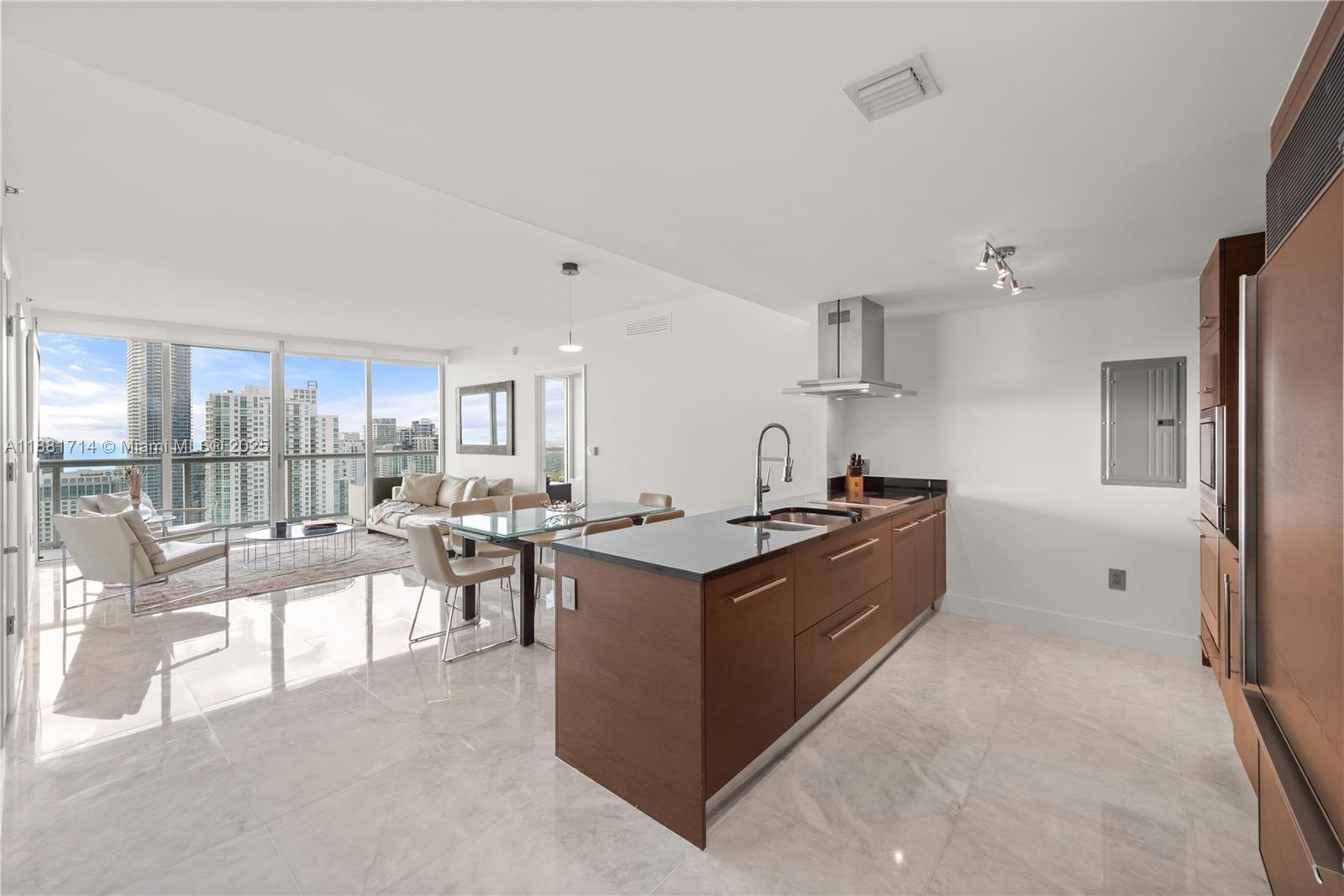 Property photo # 9