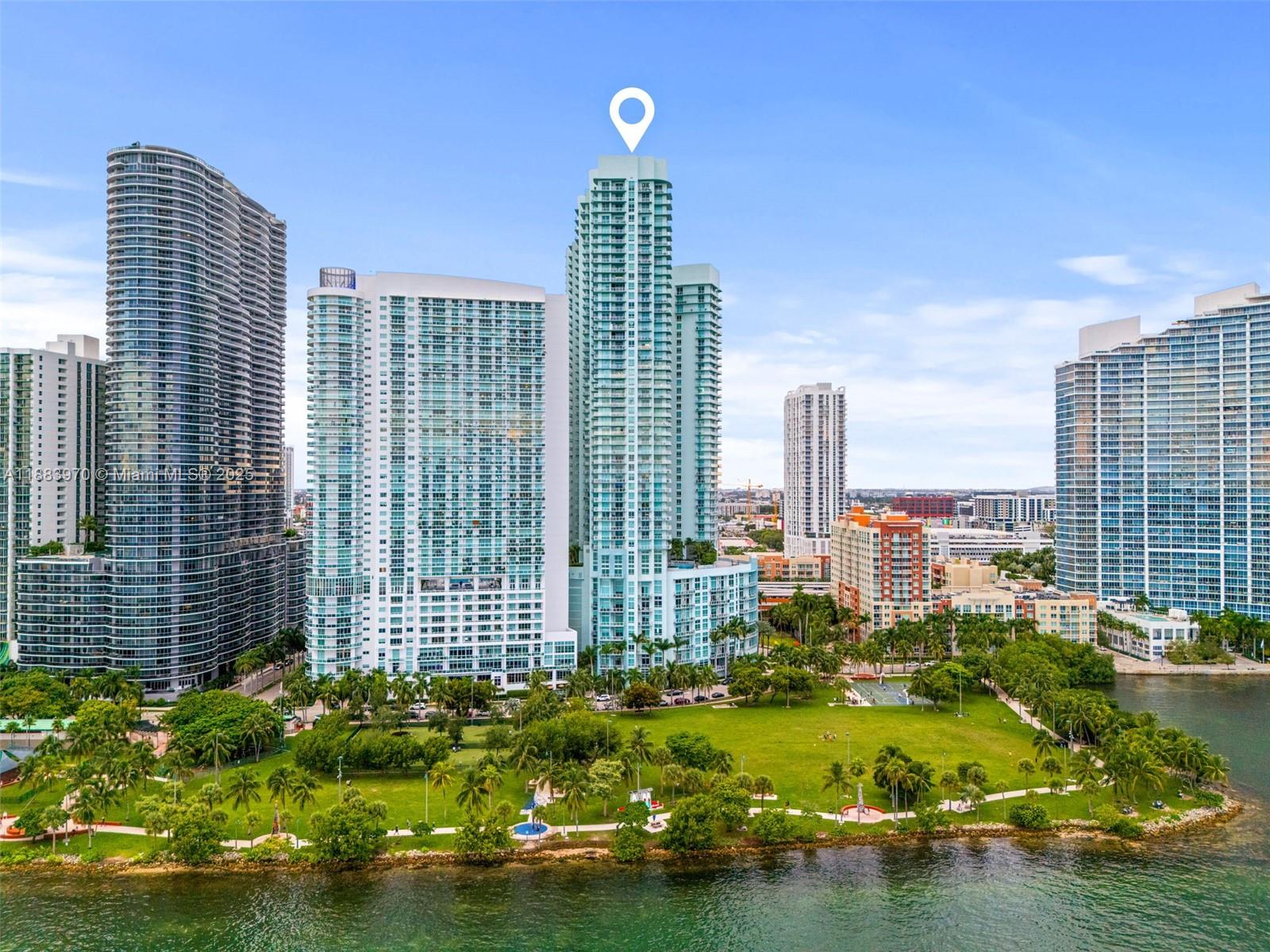 Quantum On The Bay Condo