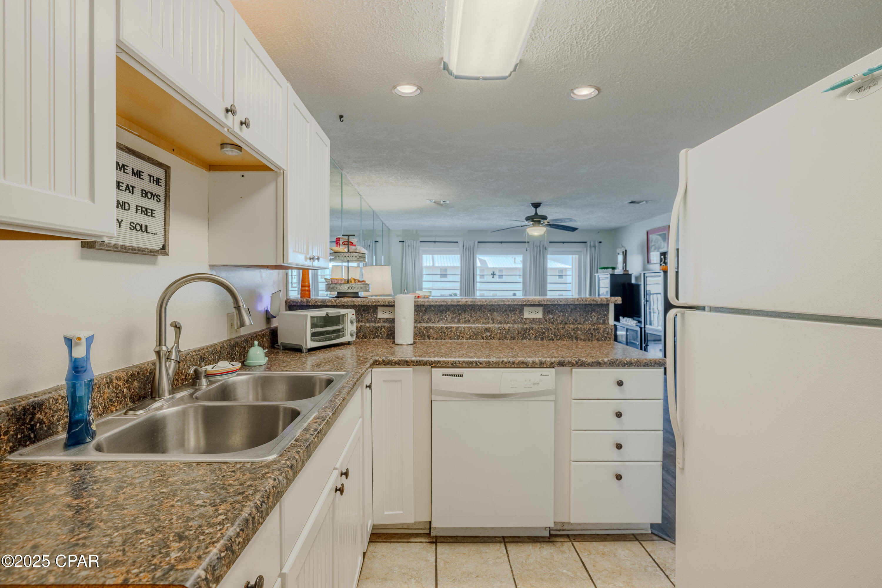 Image 21 For 18912 Front Beach Road 202