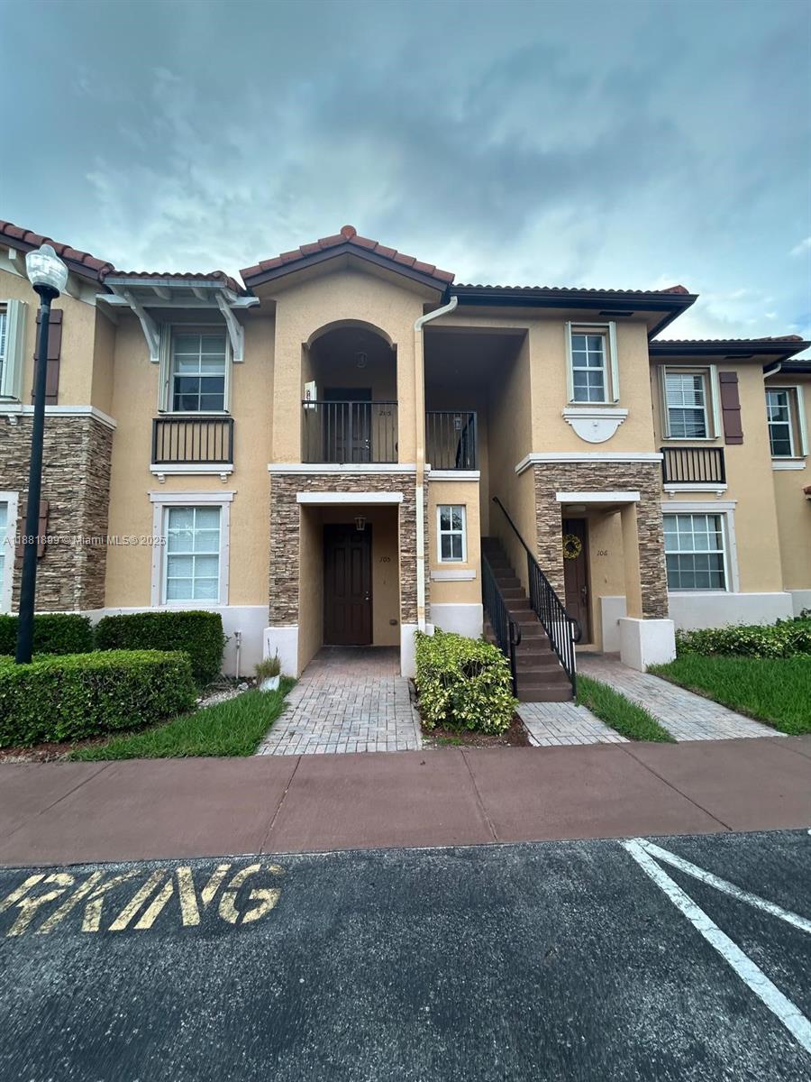 Villas At Carmel Condo No