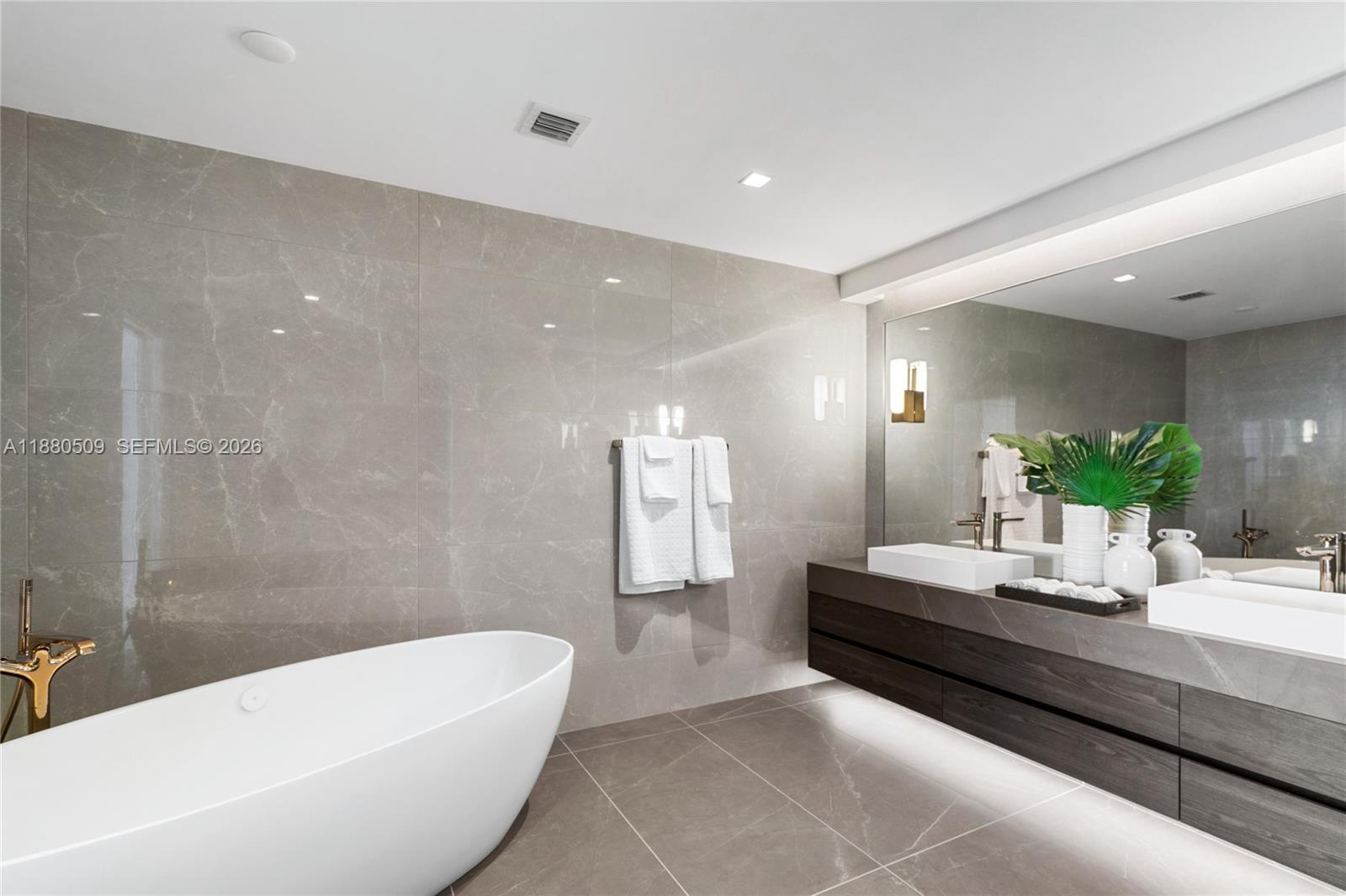 Homes for sale in Pompano Beach, FL | 1116 N Ocean Blvd #1404, Pompano Beach, FL 33062 | MLS# A11880509