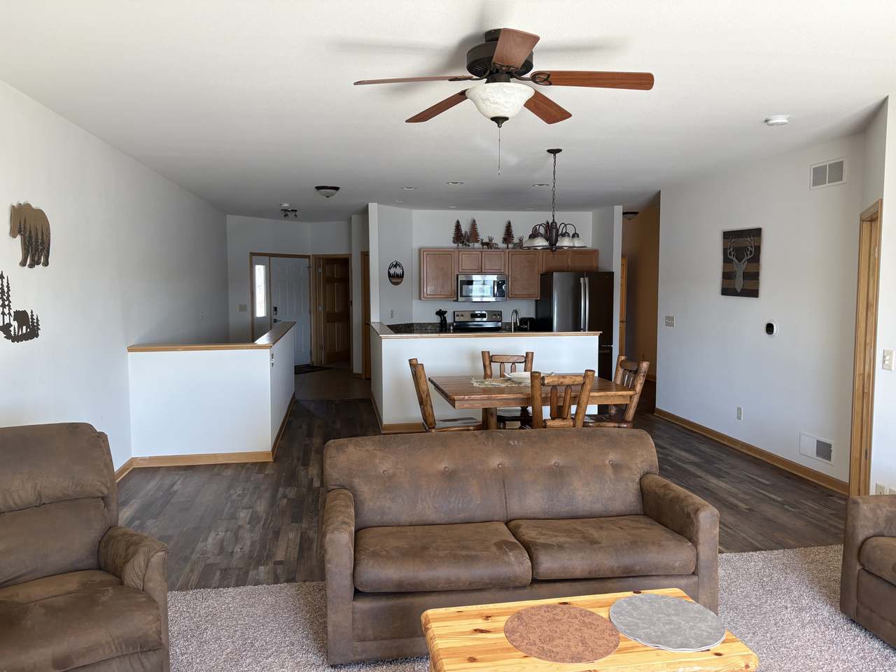 Lake Nokomis Property #3-9811 Deer Trail Rd Photo 4