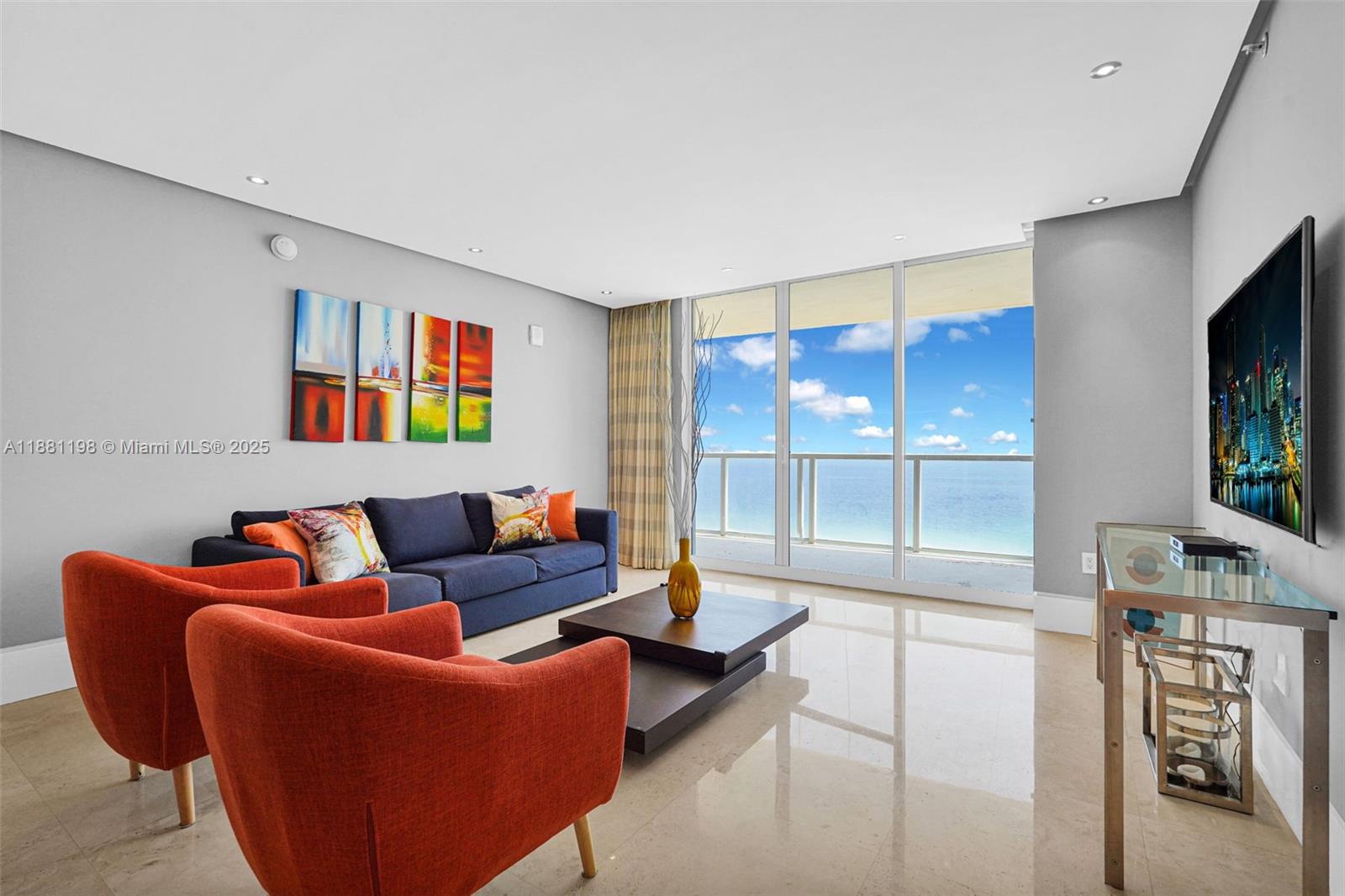 La Perla Condo