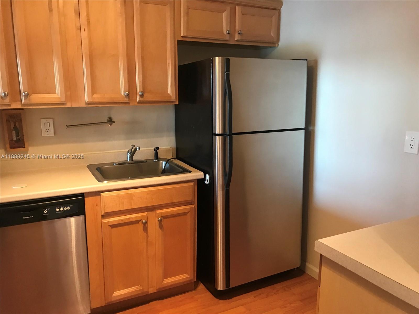 Property photo # 4