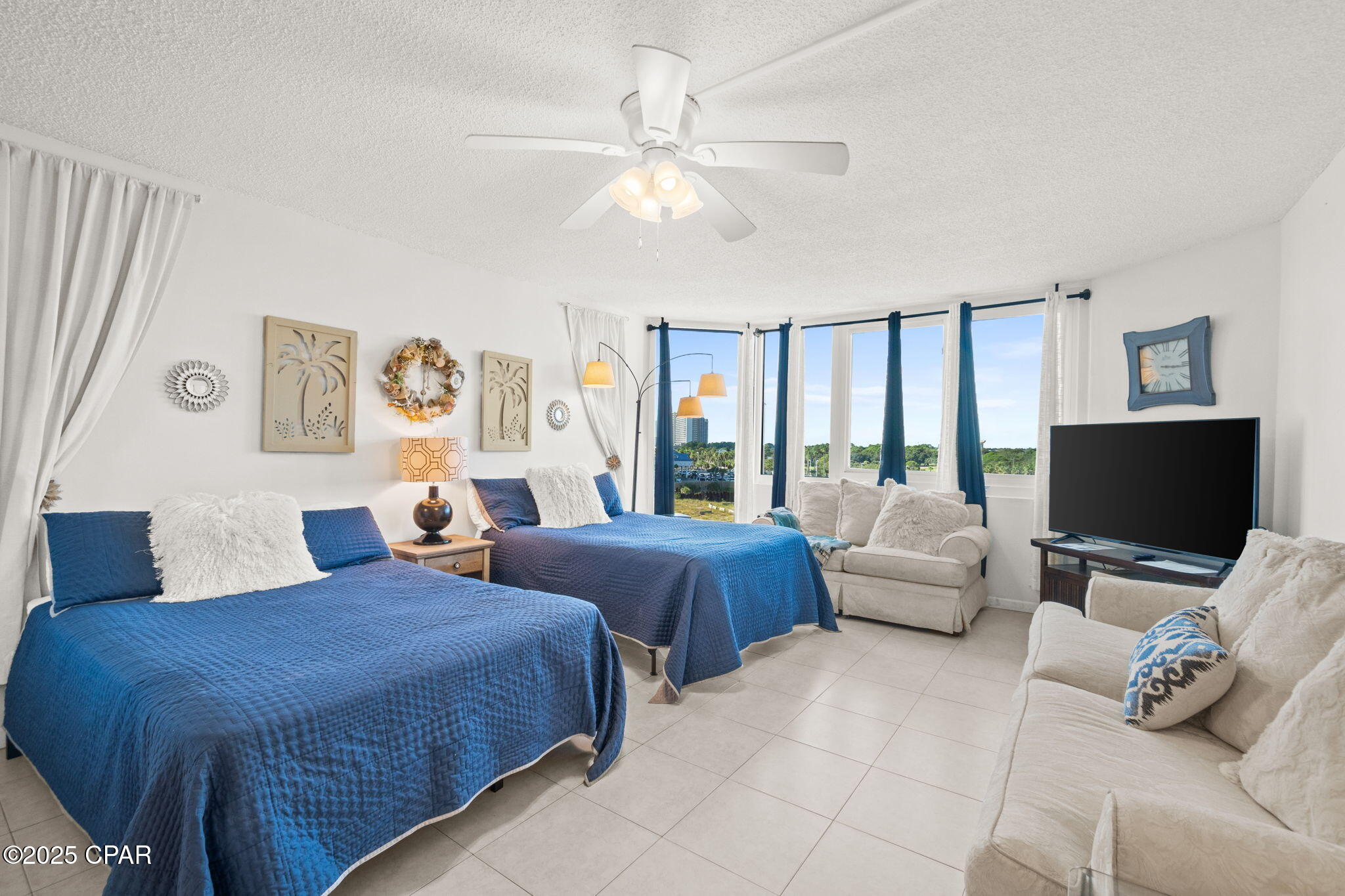 Image 10 For 8817 Thomas Drive A618