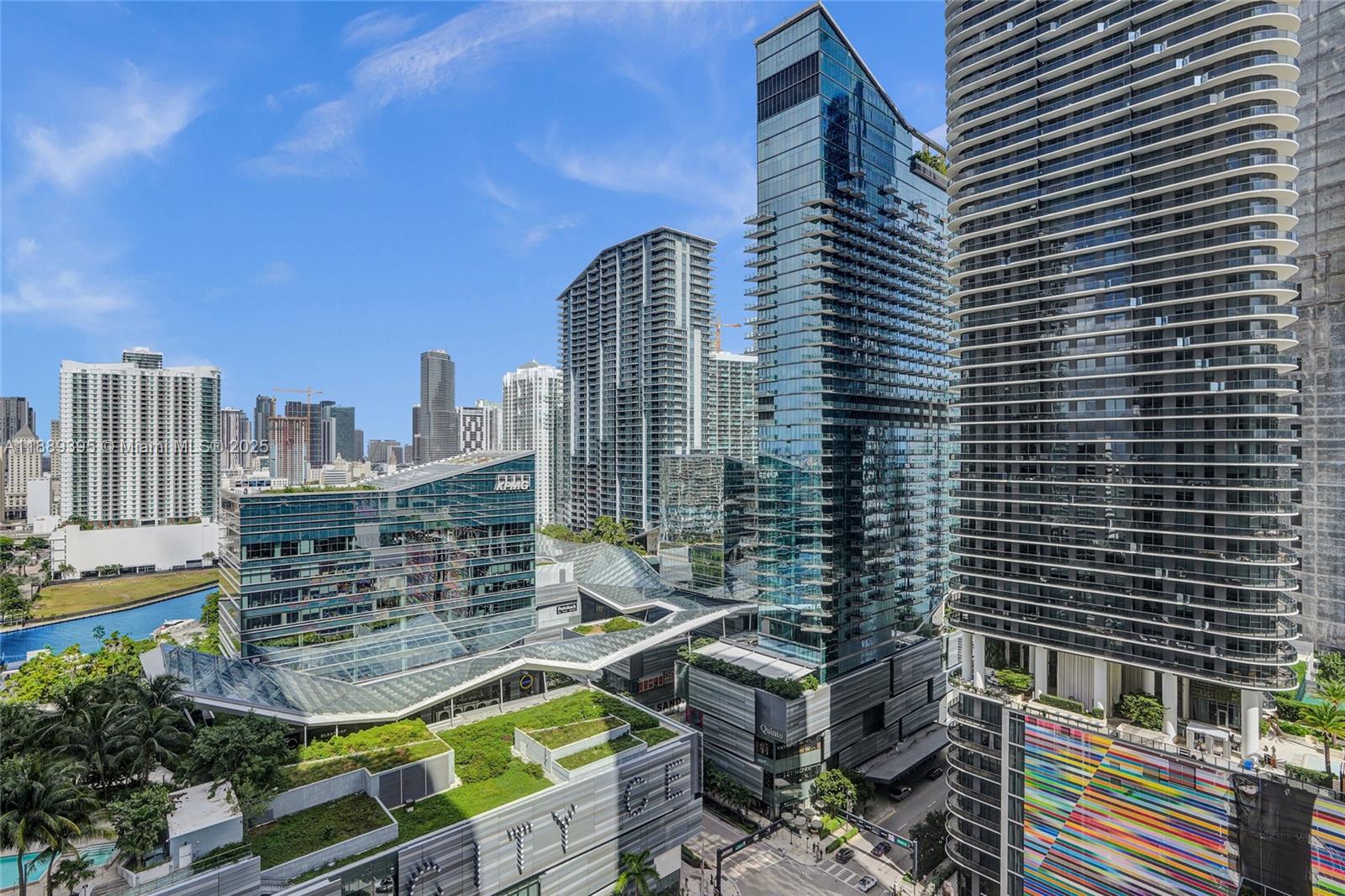 55 SW 9th St #2201, Miami FL 33130