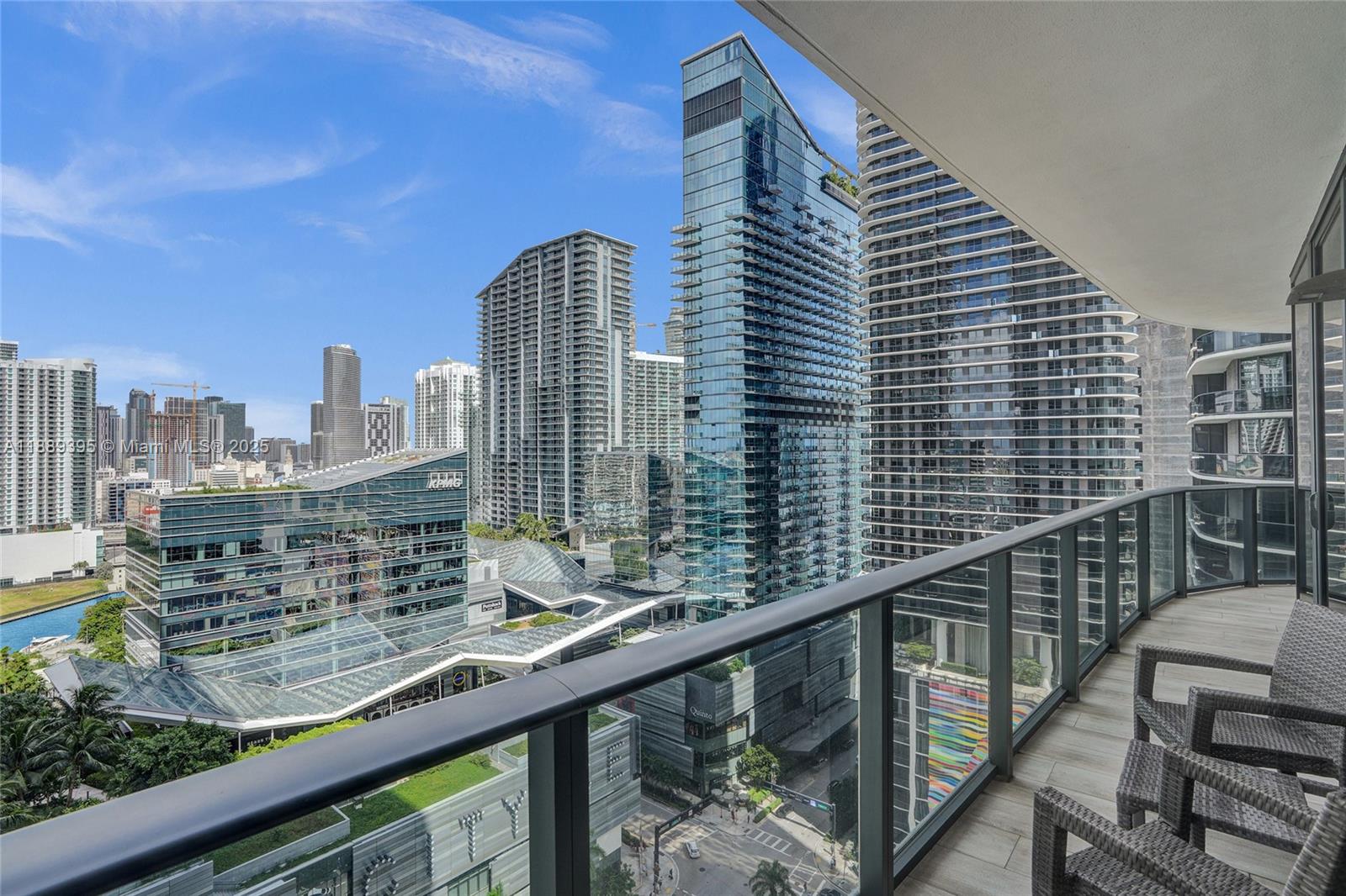 55 SW 9th St #2201, Miami FL 33130