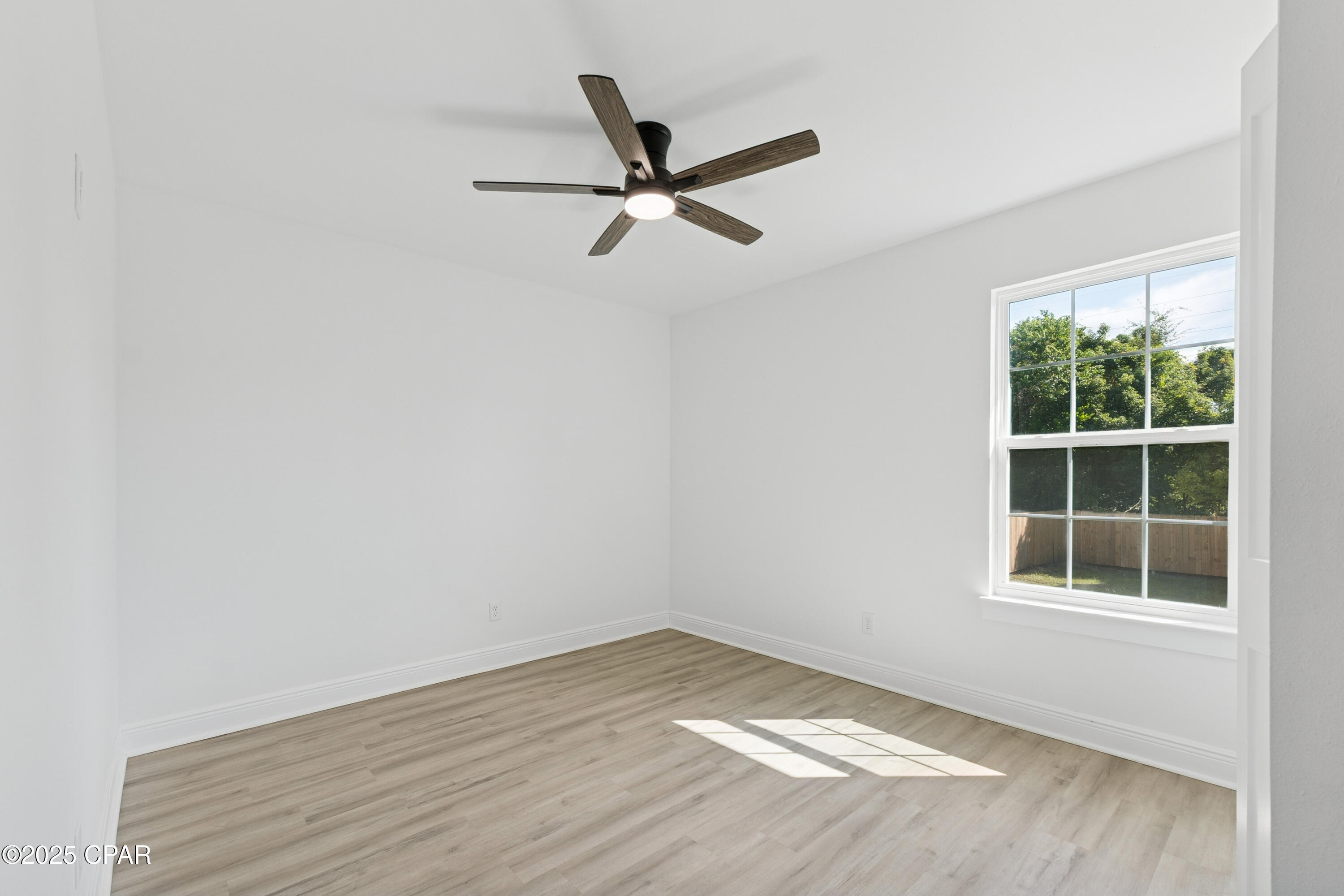 Image 15 For 136 Harlem Avenue