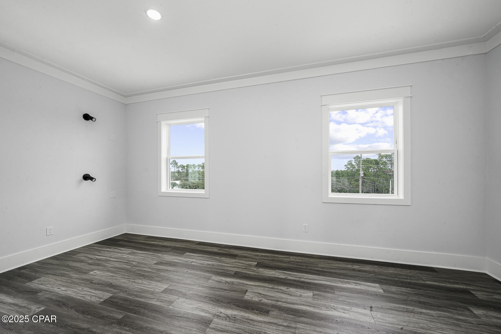 Listing photo id 12 for 295 Watermark Way