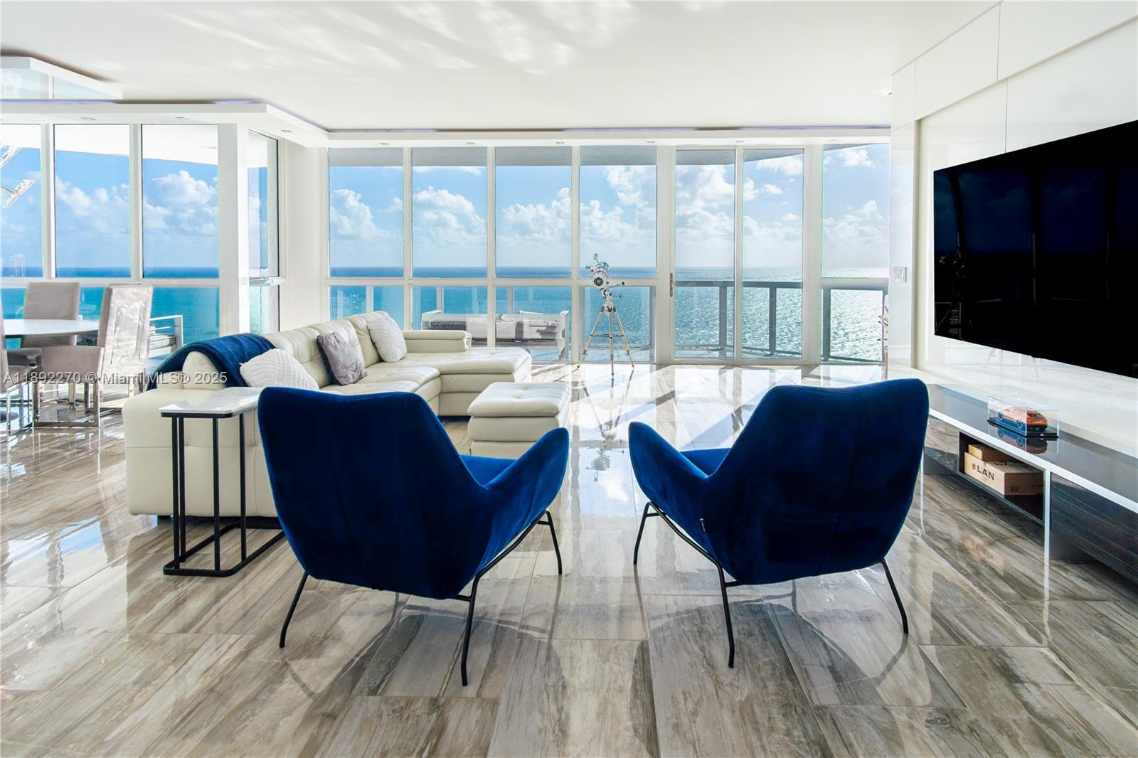 Homes for sale in Sunny Isles Beach, FL | 16425 Collins Ave, Sunny Isles Beach, FL 33160