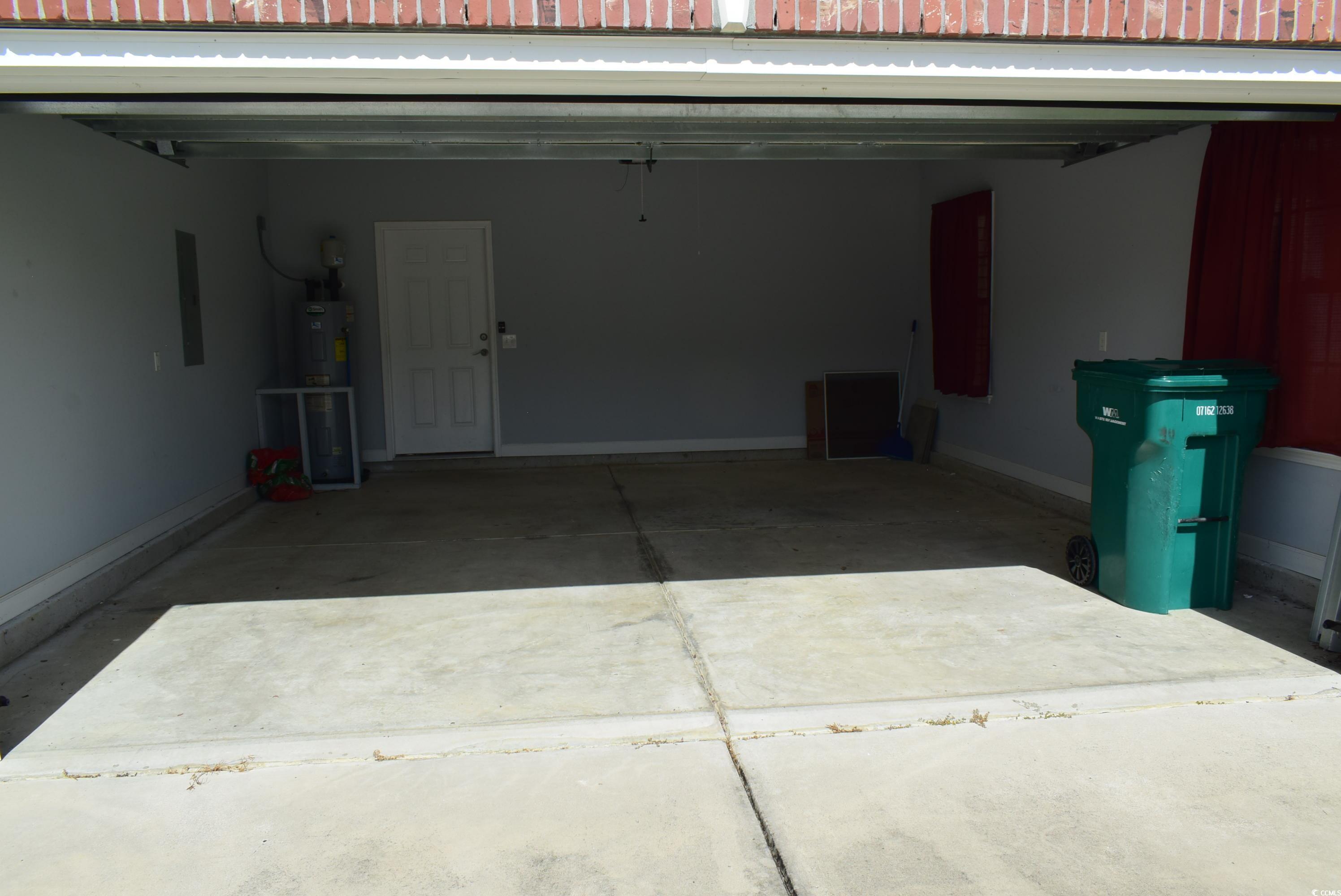 2524793 | Photo 24