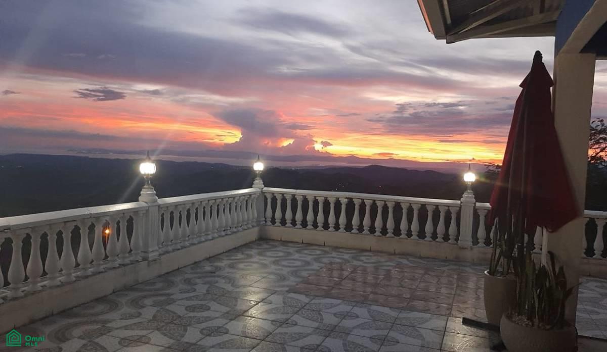 5 bed Single Family Homes For Sale in San Ramón, Alajuela - 1