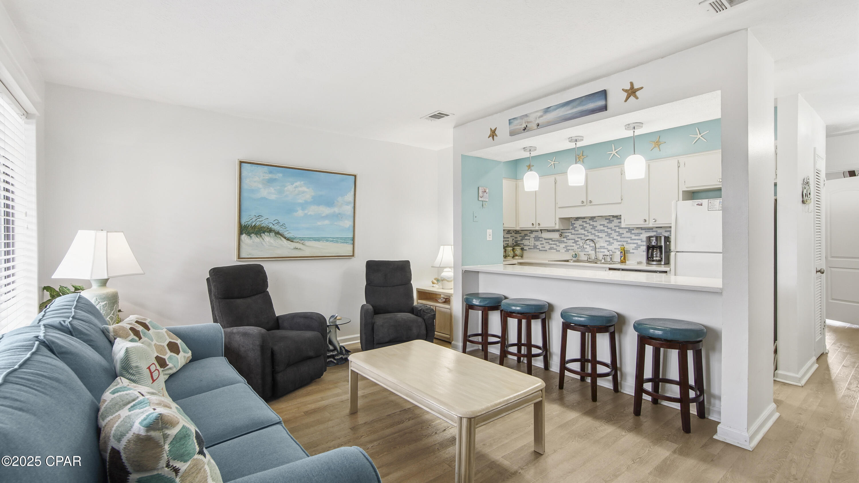 Image 2 For 6829 Thomas Drive 301