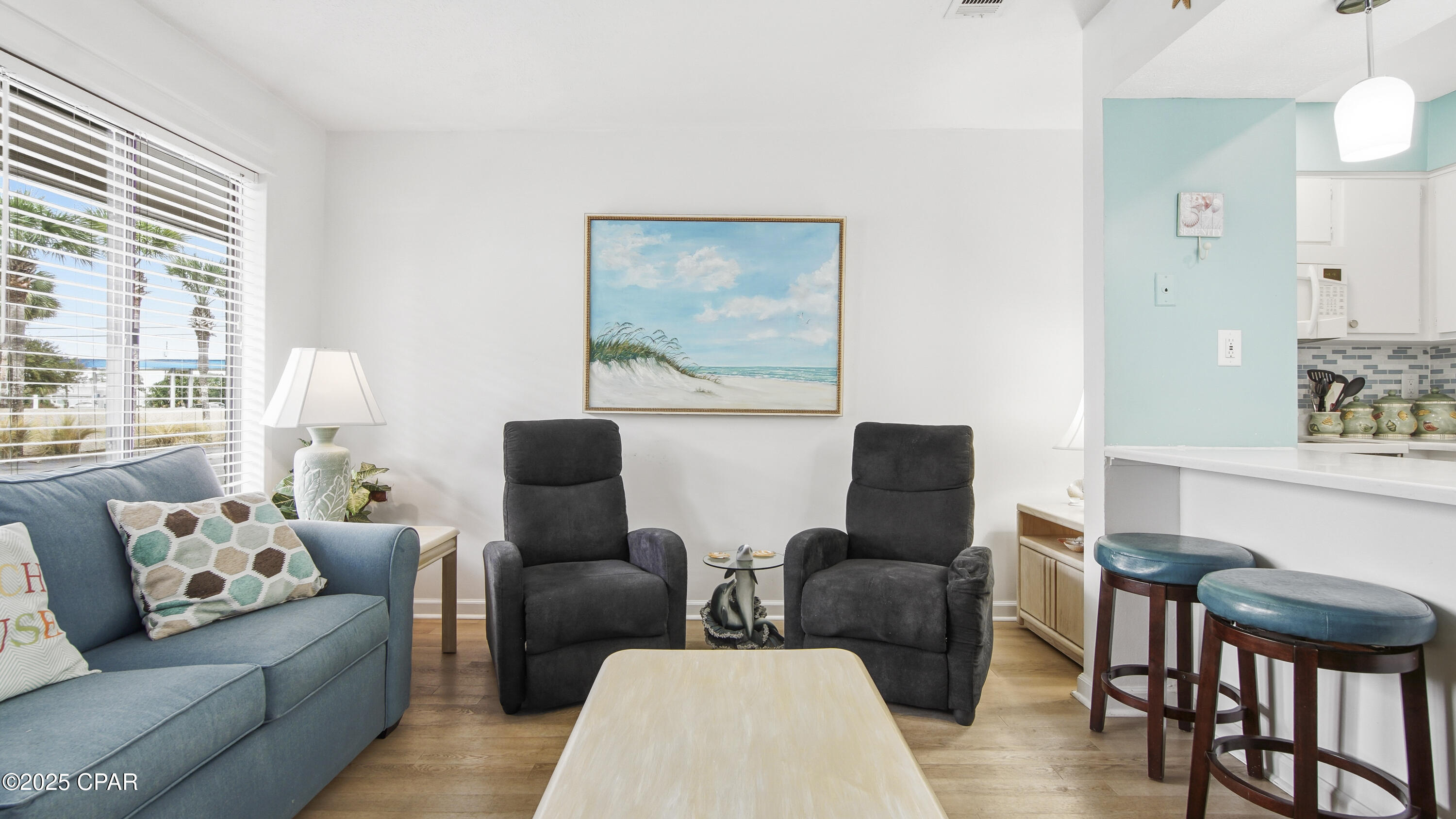 Image 4 For 6829 Thomas Drive 301