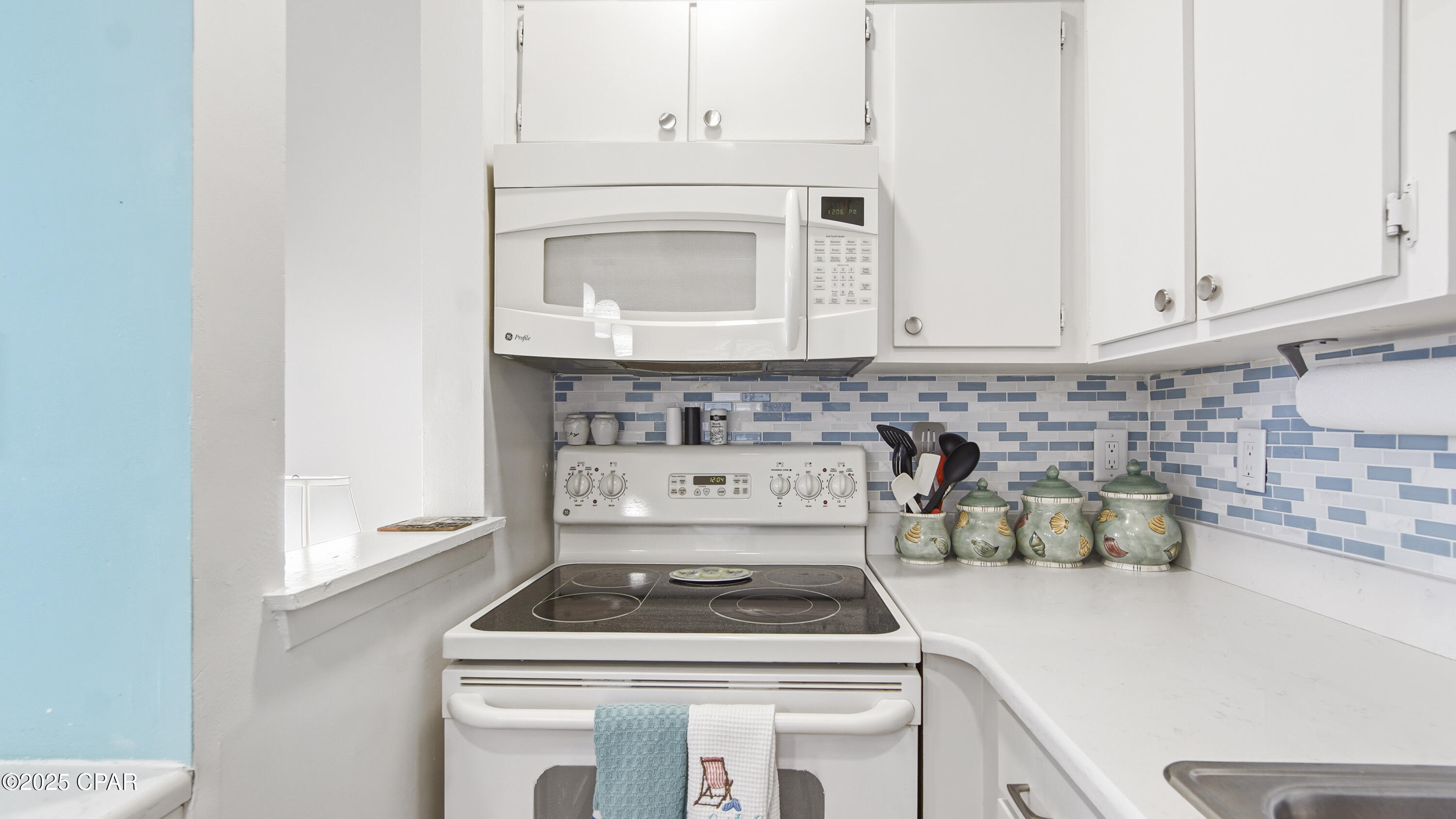 Image 8 For 6829 Thomas Drive 301