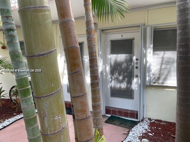 Homes for sale in Miami Beach, FL | 8040 Tatum Waterway Dr, Miami Beach, FL 33141