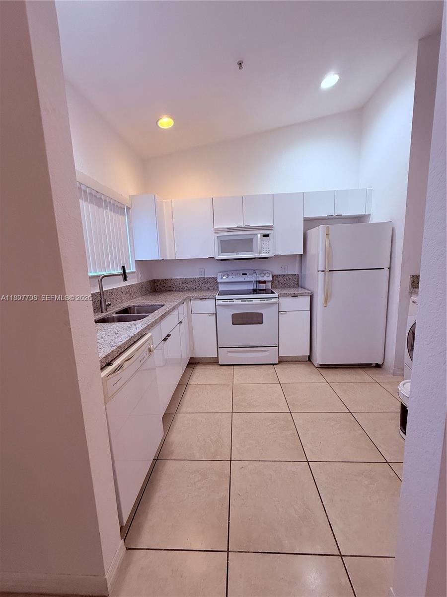 3820 48th Ave Unit E-31, Pembroke Park, Florida 33023