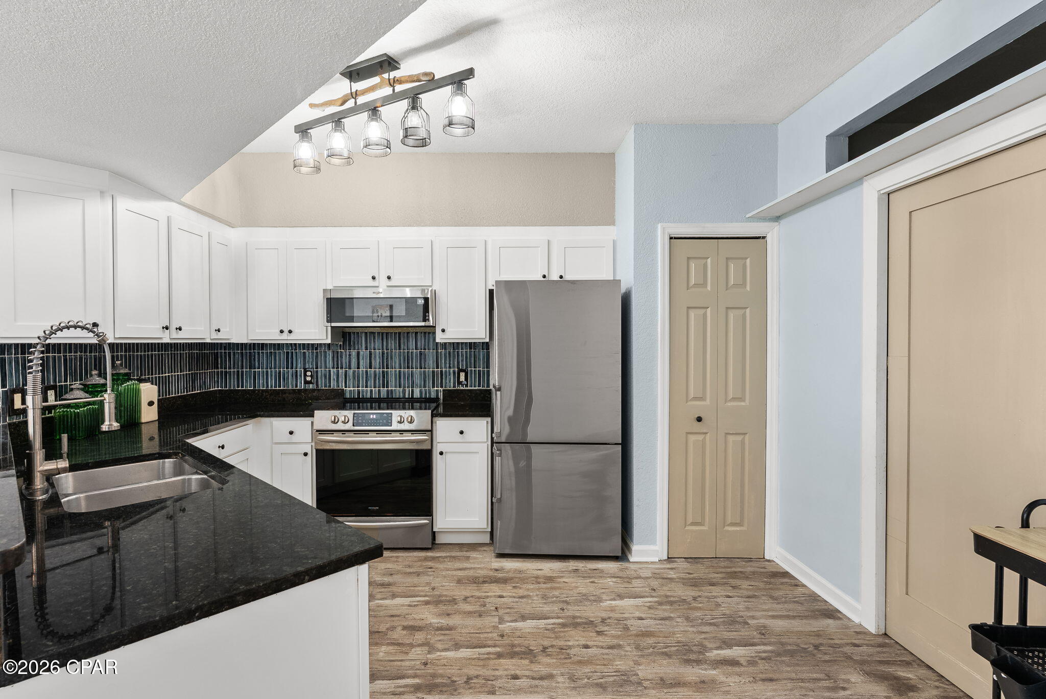 Image 8 For 6500 Bridge Water Way 505