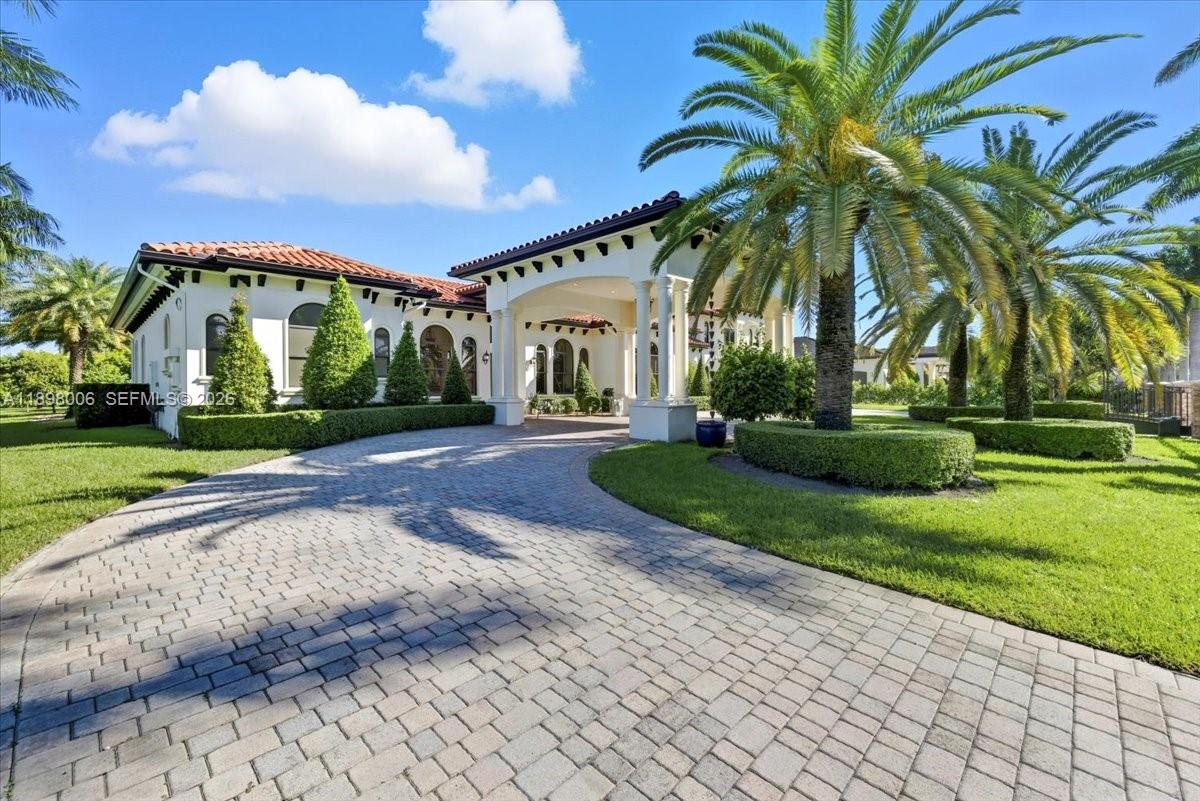 Homes for sale in Hialeah Gardens, FL | 10181 Nw 131st St, Hialeah Gardens, FL 33018 | MLS# A11898006