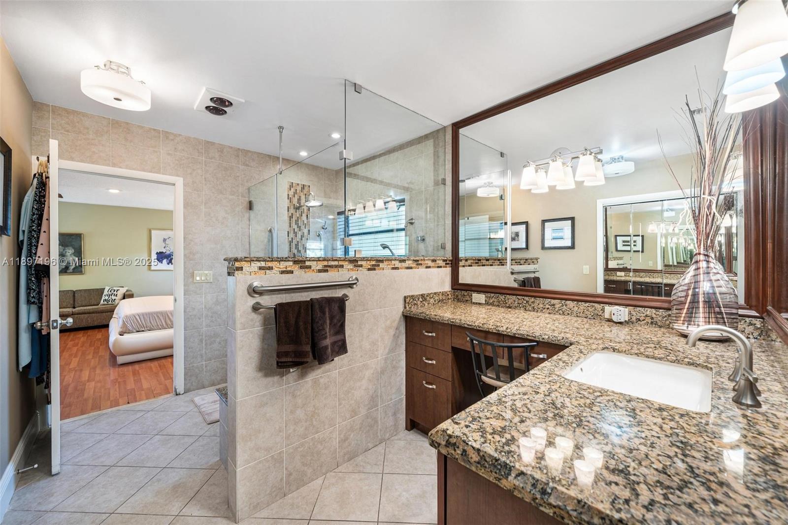 1855 Daytonia Rd, Miami Beach FL 33141