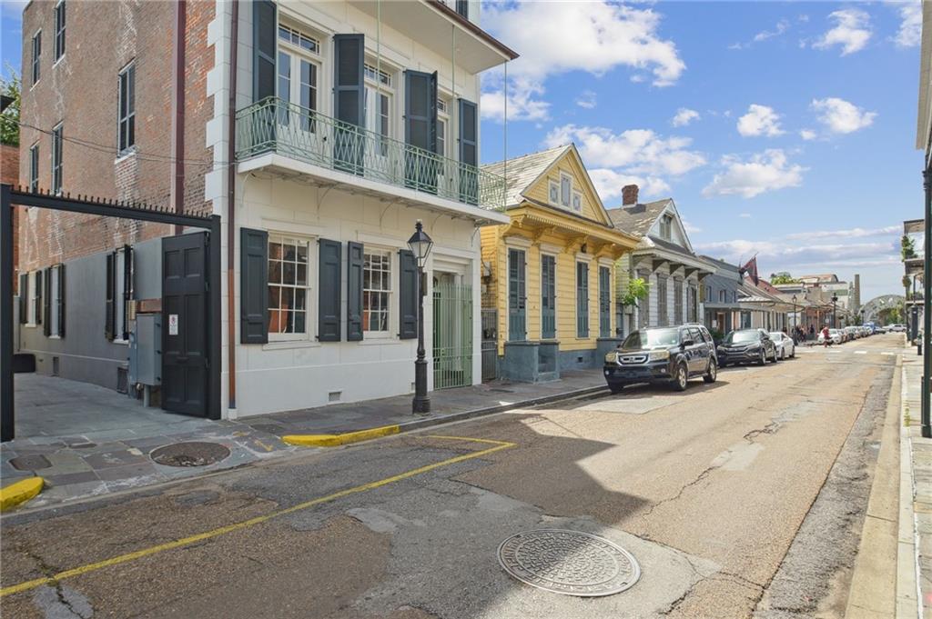 2nd image of 928 St Ann St, New Orleans, LA 70116 | MLS# 2526968