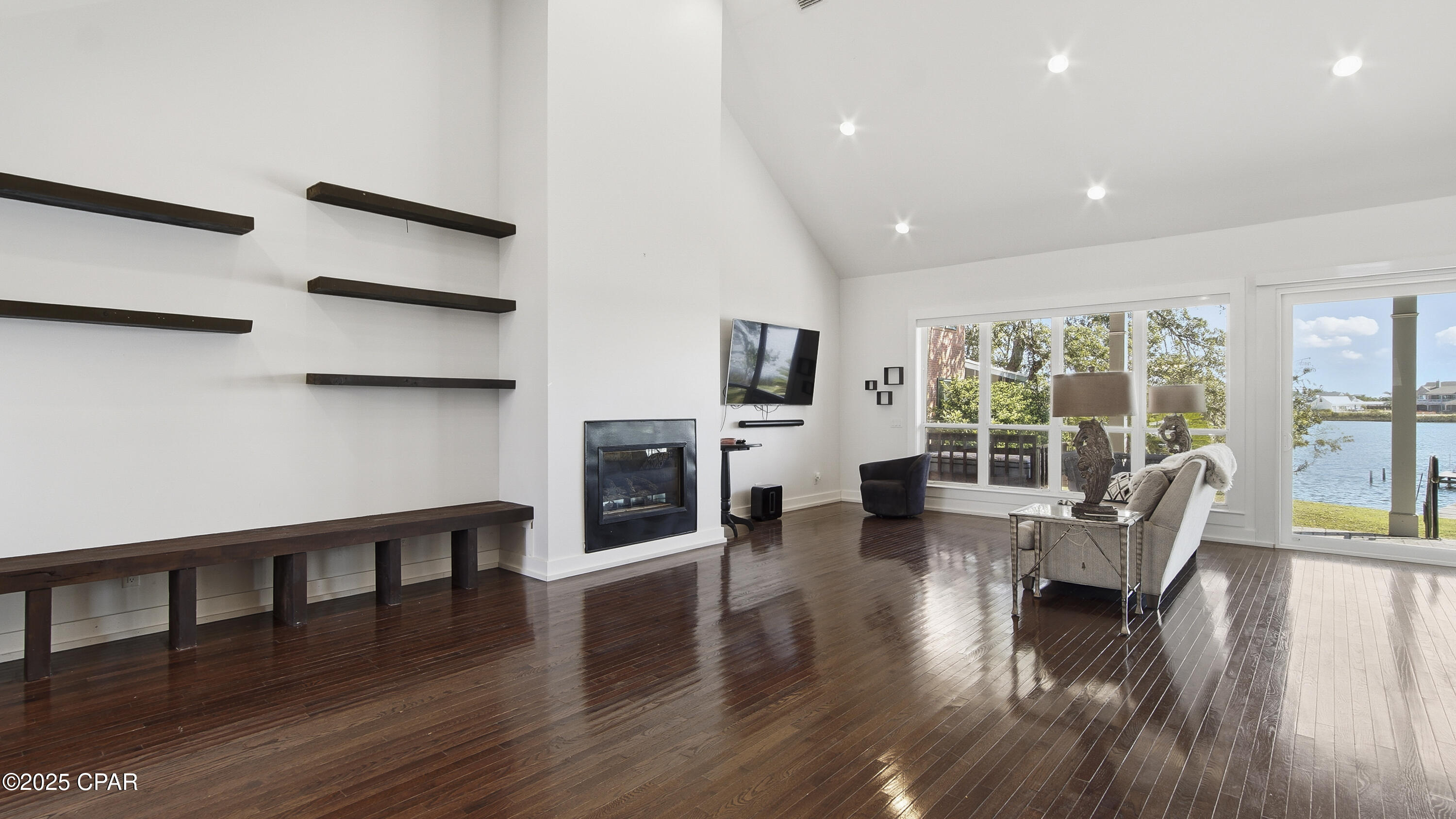 Image 15 For 2502 Country Club Drive